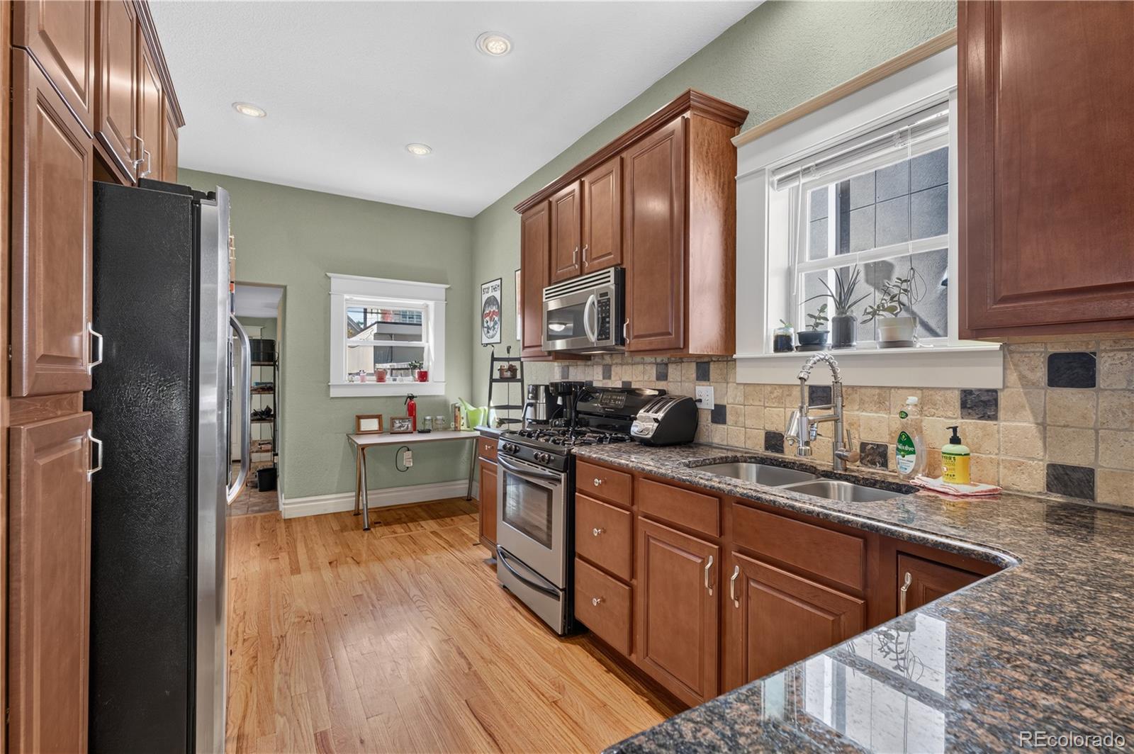 MLS Image #7 for 3038  california street,denver, Colorado