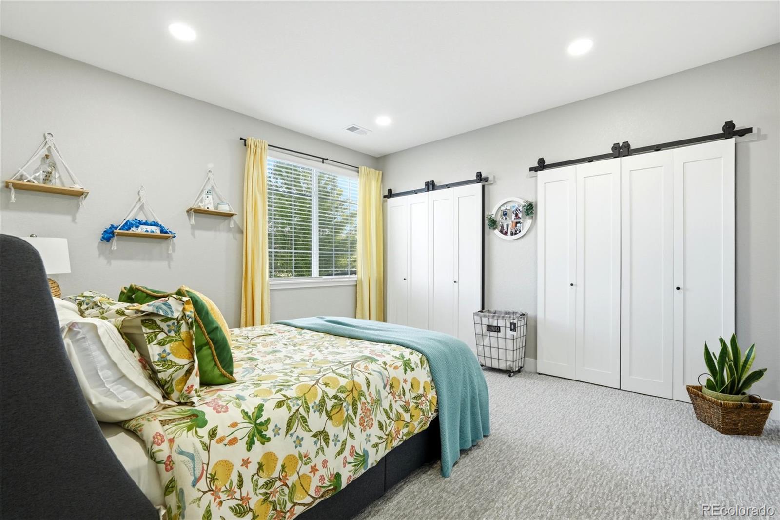 MLS Image #38 for 2900  rising moon way,castle rock, Colorado