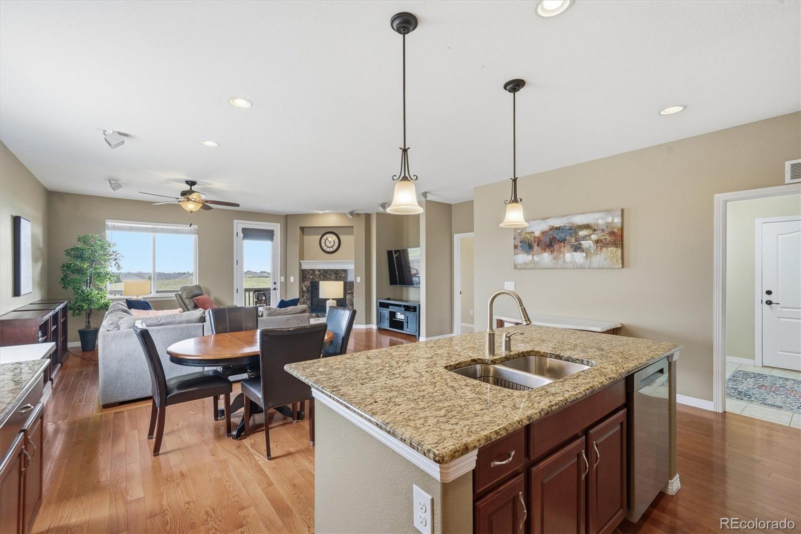 MLS Image #5 for 14924  rosemary street,thornton, Colorado