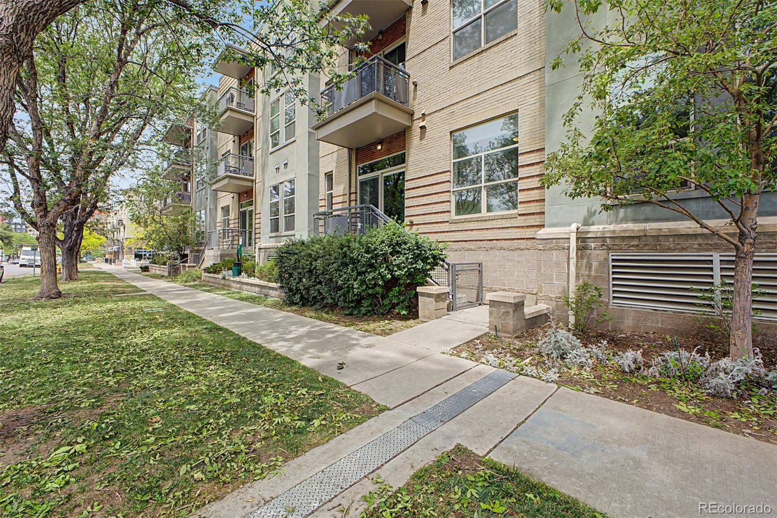 MLS Image #29 for 1700 n emerson street,denver, Colorado