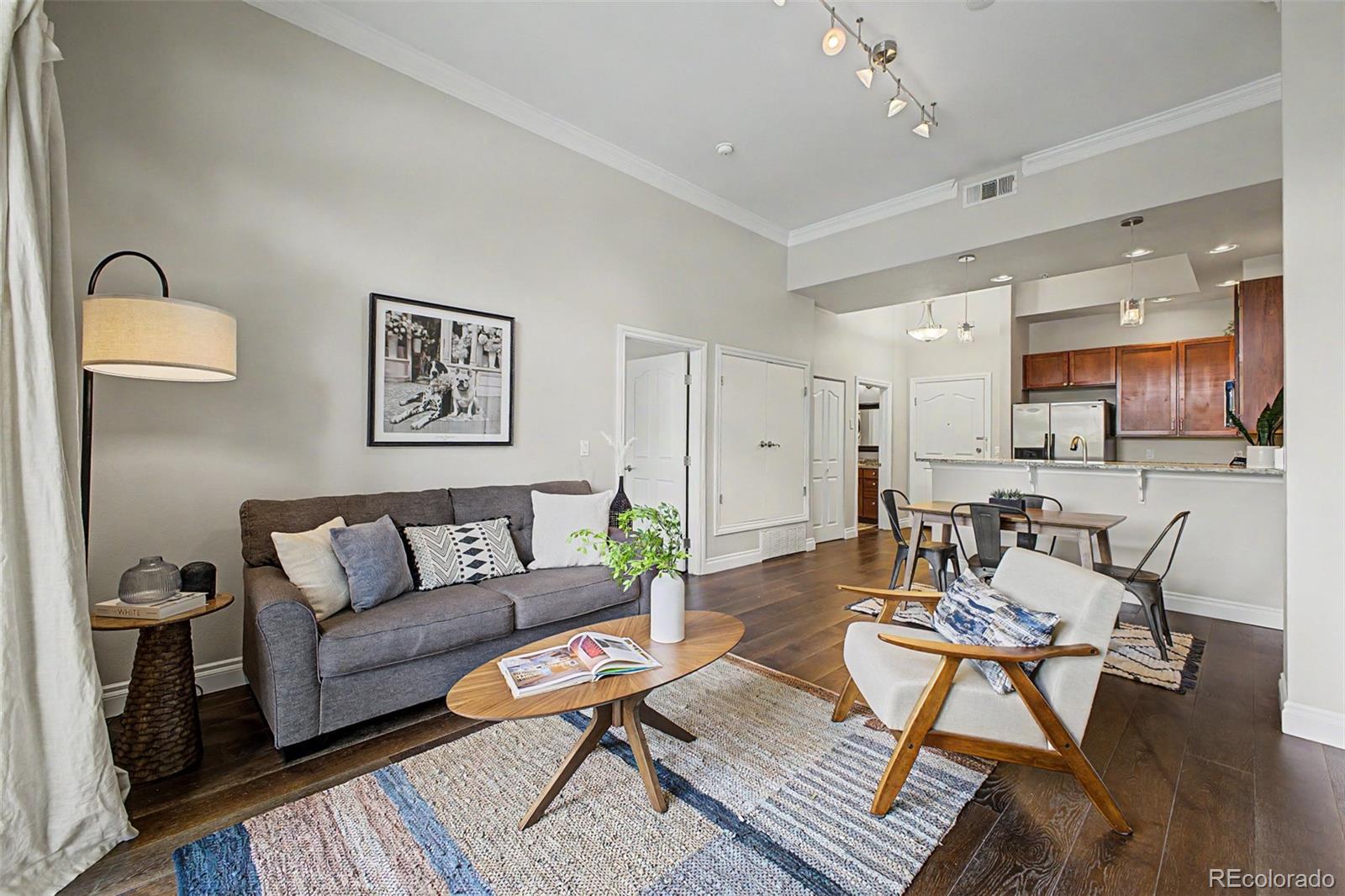 MLS Image #4 for 1700 n emerson street,denver, Colorado