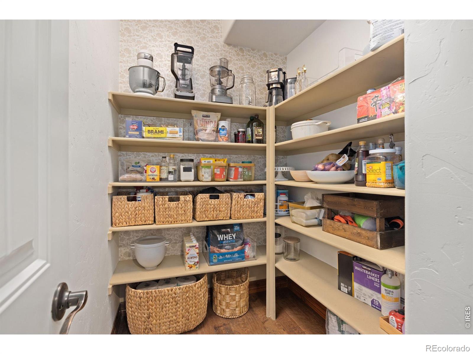 MLS Image #9 for 8555  blackwood drive,windsor, Colorado