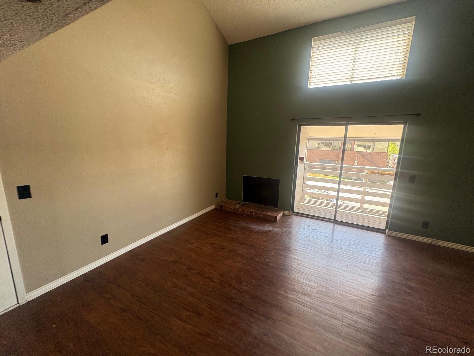 MLS Image #3 for 7665 e eastman avenue 204b,denver, Colorado