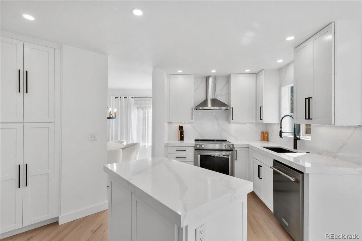 MLS Image #8 for 9421  crestmore way,highlands ranch, Colorado