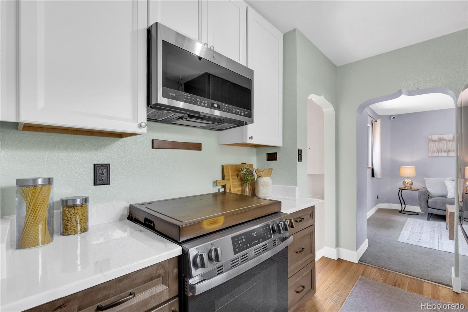 MLS Image #13 for 3232 w scott place,denver, Colorado
