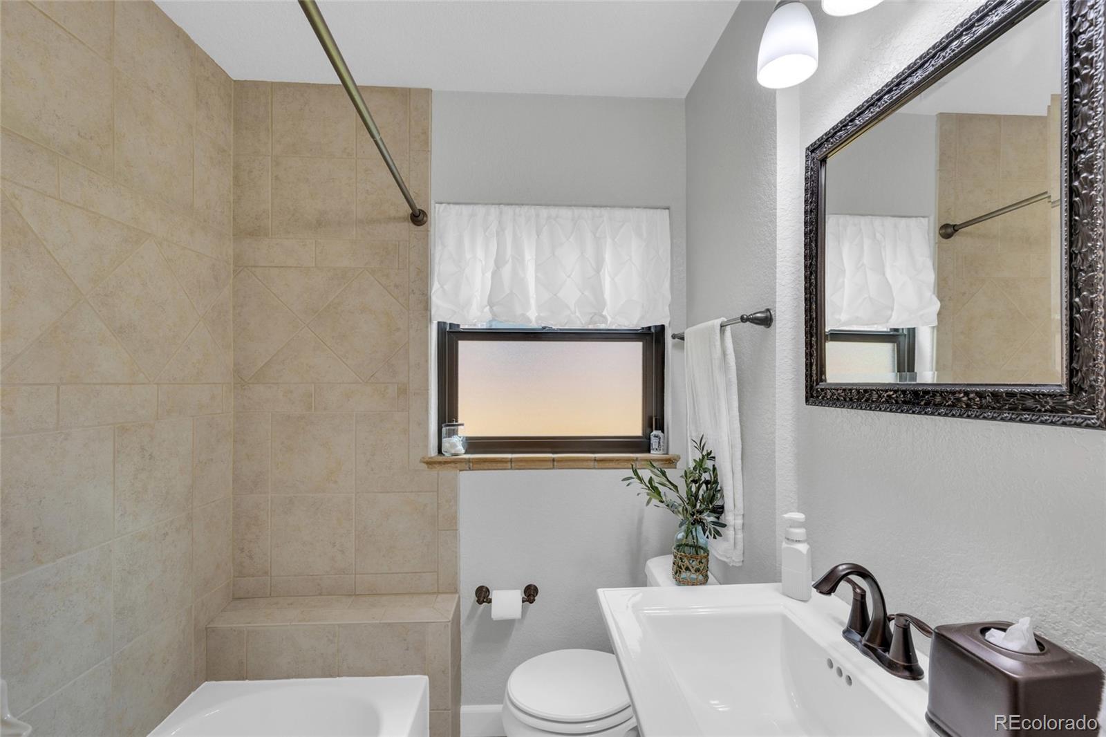 MLS Image #19 for 3232 w scott place,denver, Colorado