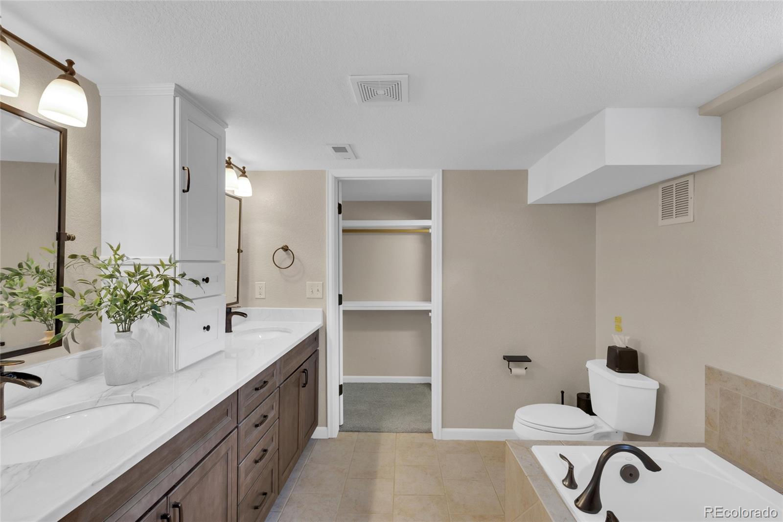 MLS Image #27 for 3232 w scott place,denver, Colorado