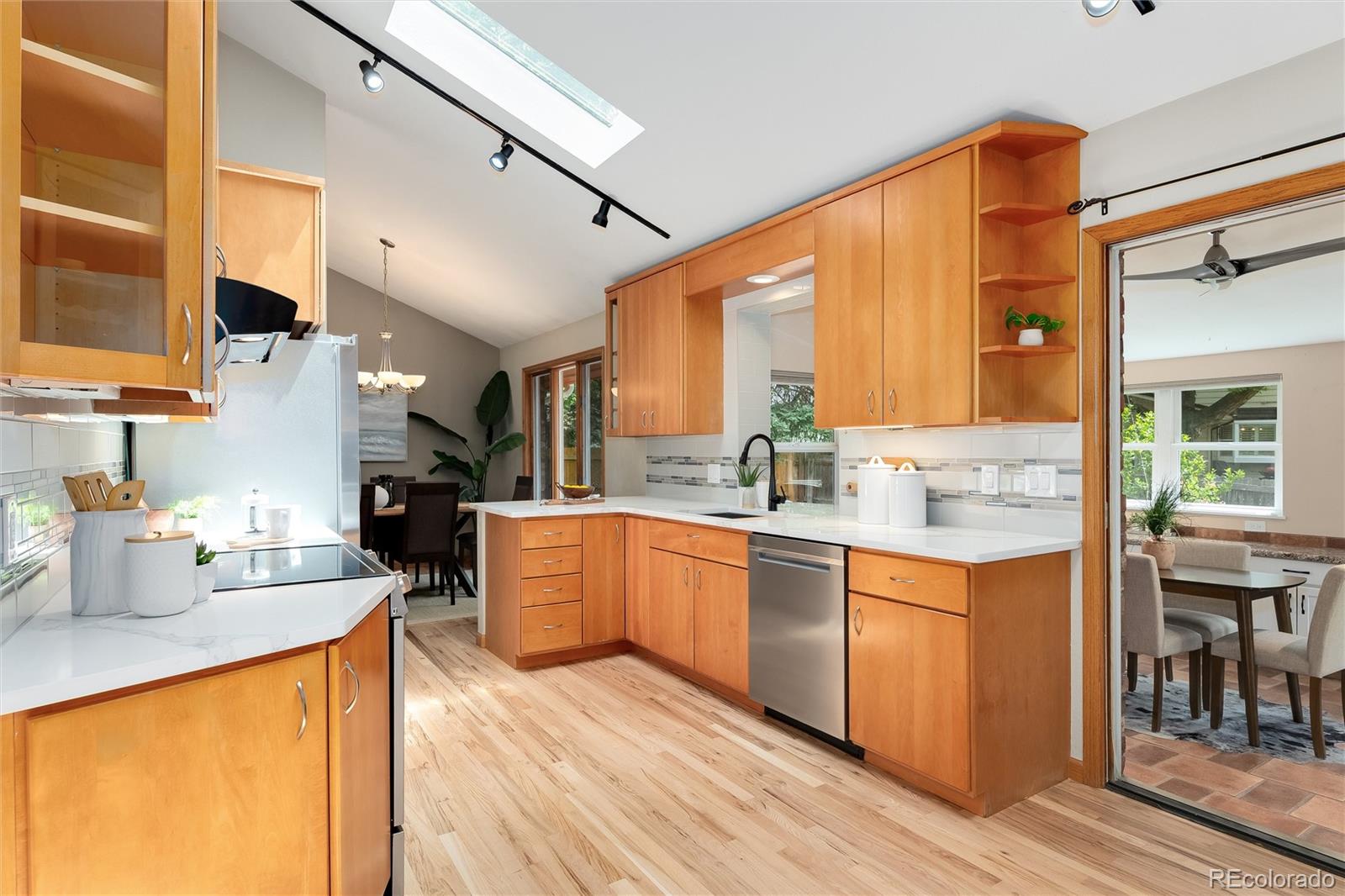 MLS Image #13 for 7910 w harvard place,lakewood, Colorado