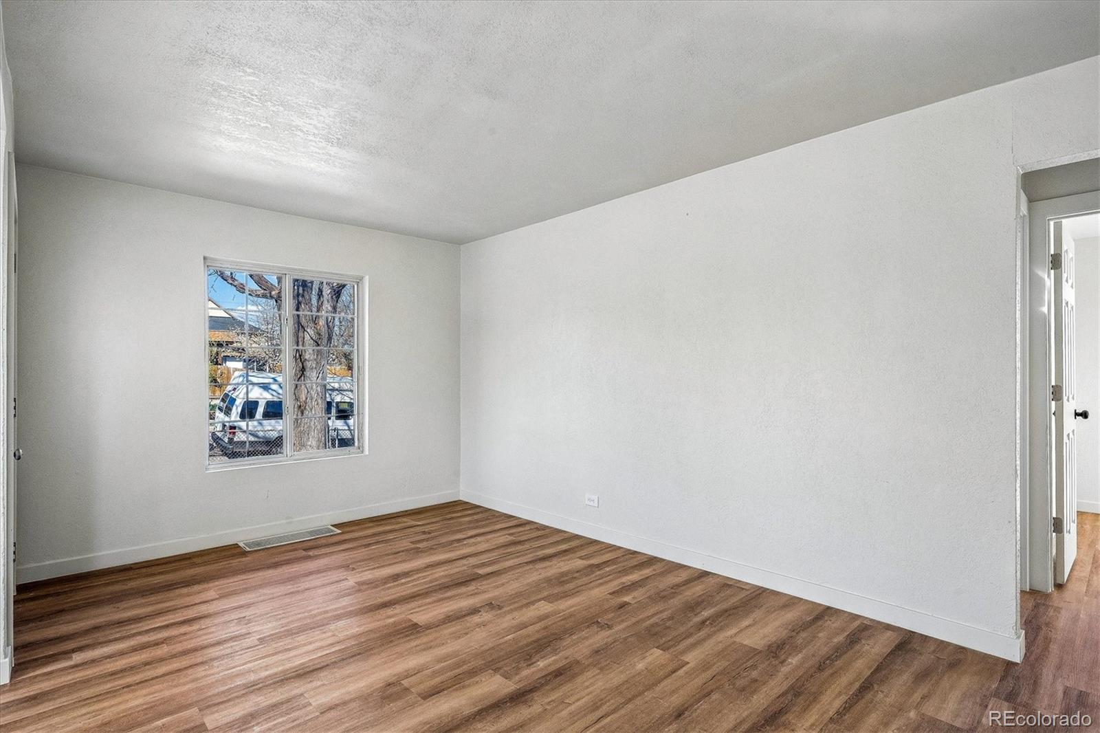 MLS Image #24 for 802  julian street,denver, Colorado