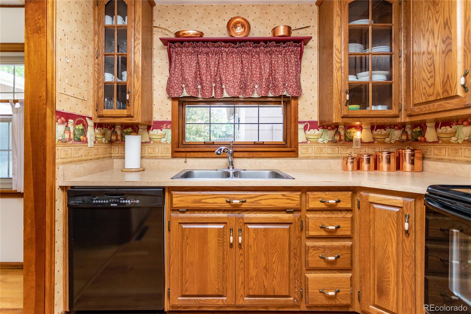 MLS Image #5 for 1715  bates drive,colorado springs, Colorado