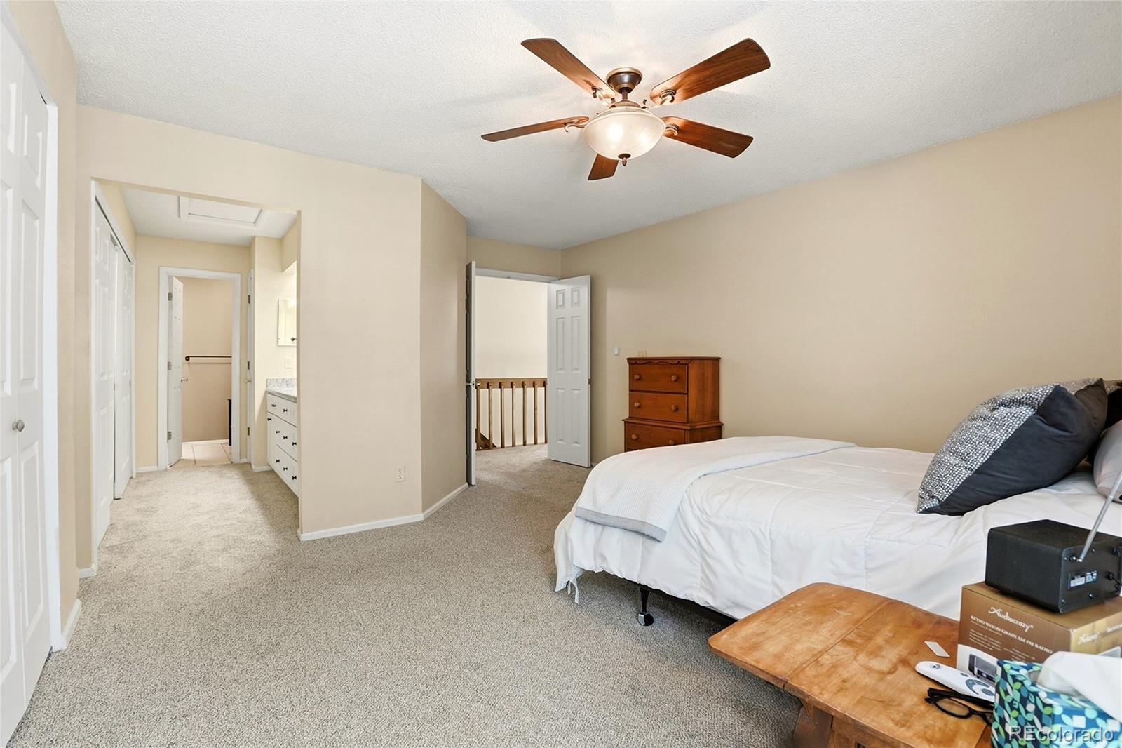 MLS Image #10 for 1566 s syracuse street,denver, Colorado