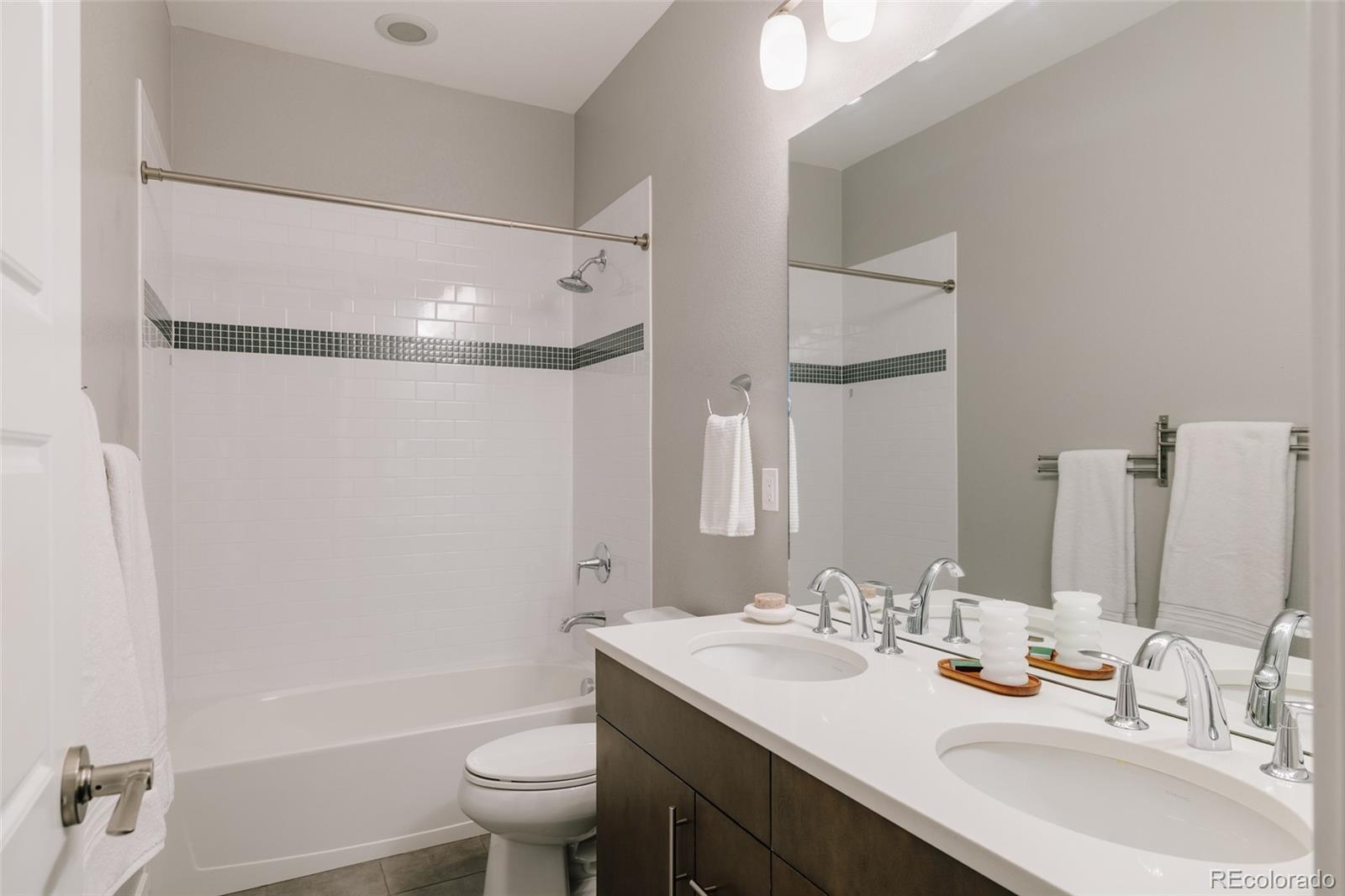 MLS Image #20 for 8910  beekman place,denver, Colorado