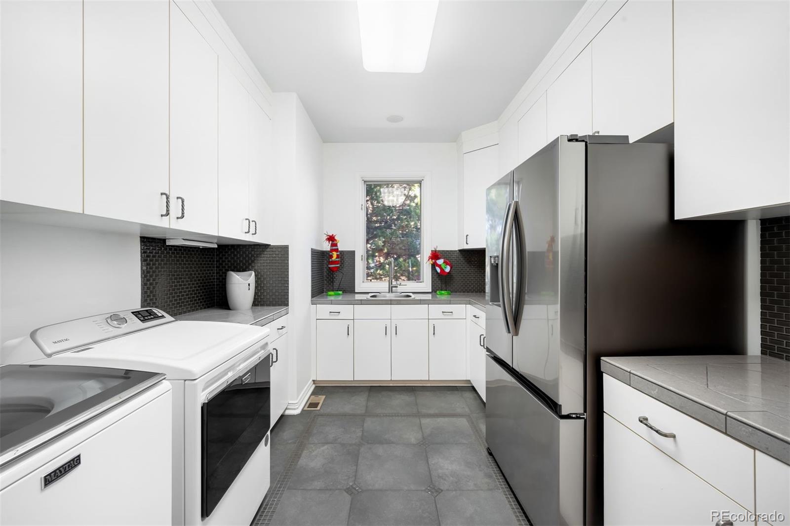 MLS Image #37 for 2061 s robb way,lakewood, Colorado