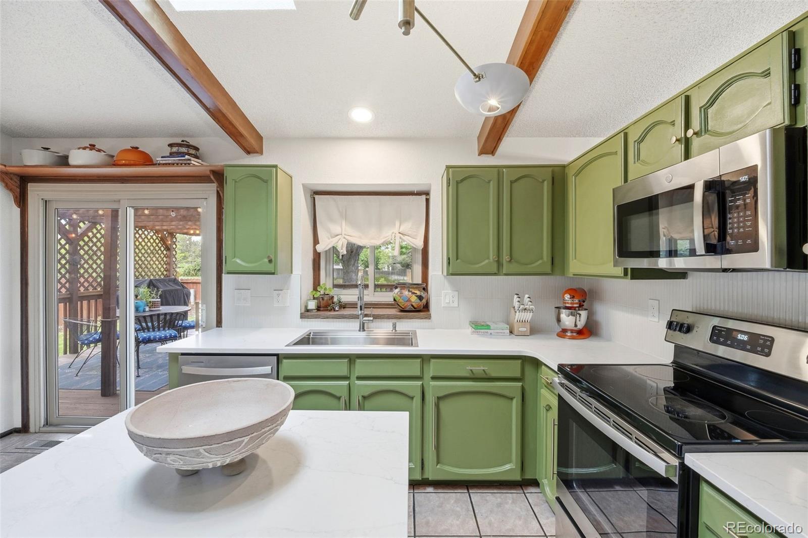 MLS Image #11 for 4055  thundercloud drive,colorado springs, Colorado