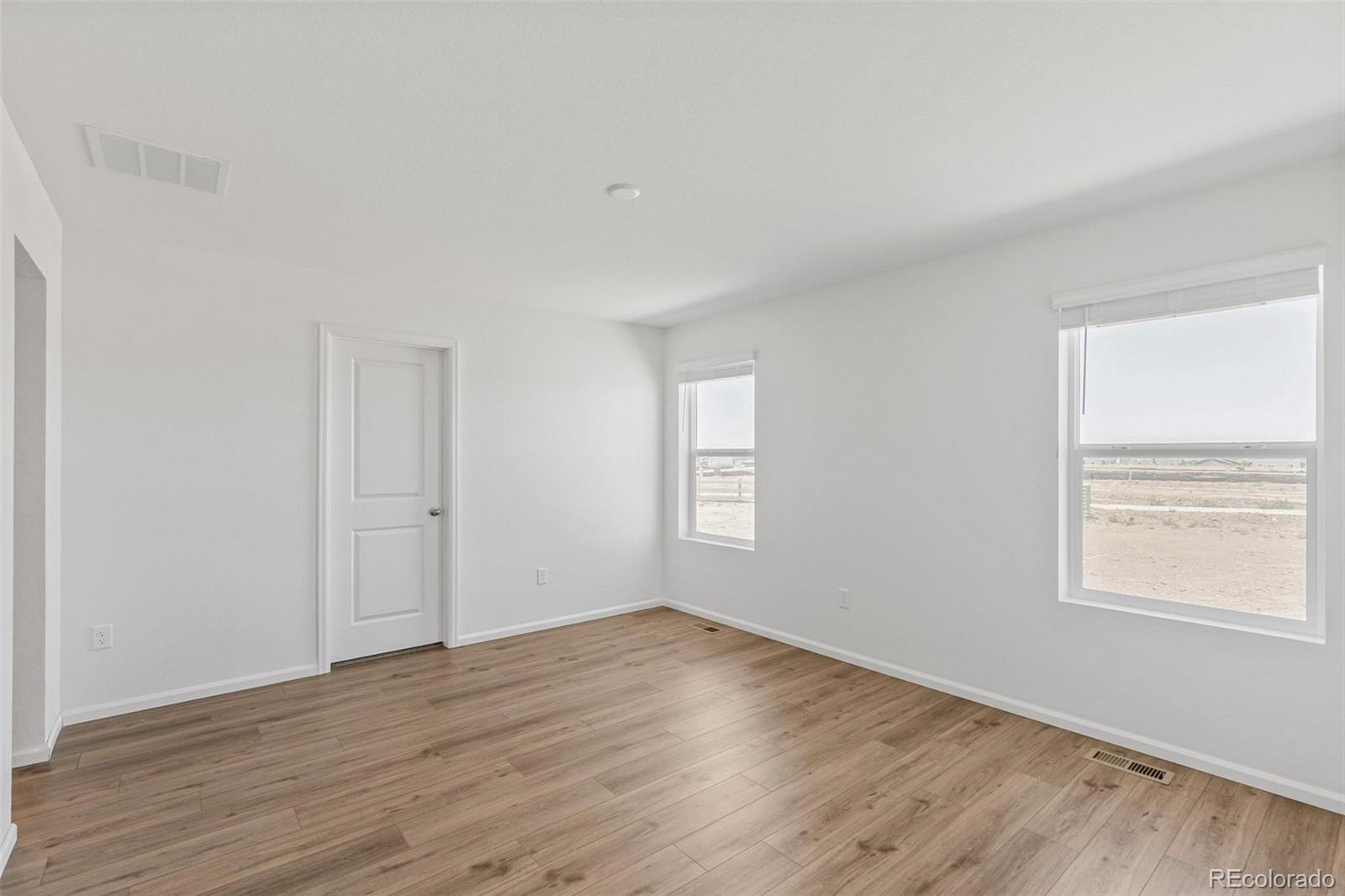 MLS Image #17 for 47357  bluebell avenue,bennett, Colorado