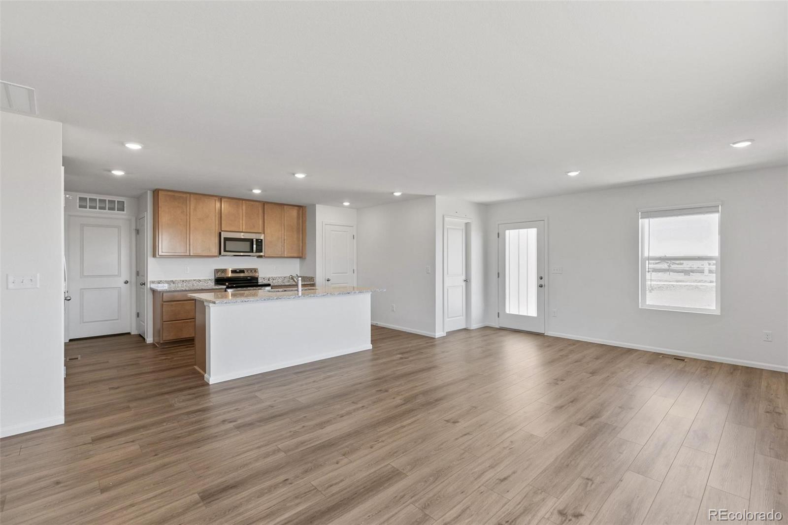 MLS Image #4 for 47357  bluebell avenue,bennett, Colorado