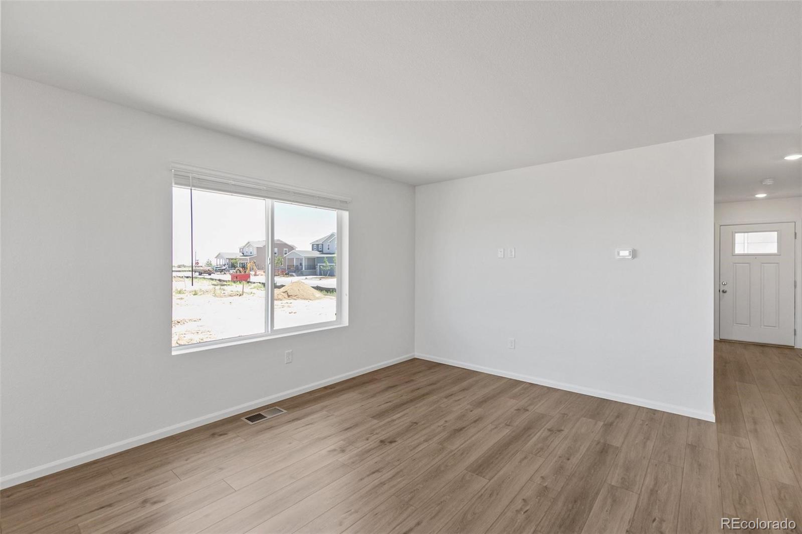 MLS Image #7 for 47357  bluebell avenue,bennett, Colorado