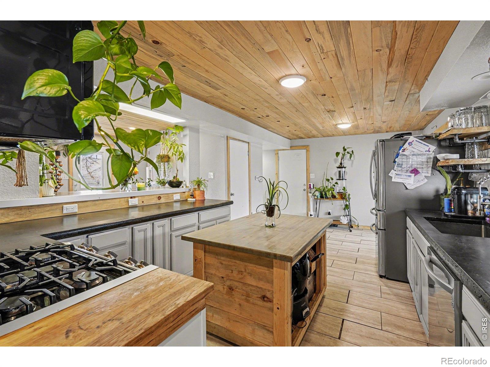 MLS Image #2 for 12195  bellaire street,thornton, Colorado