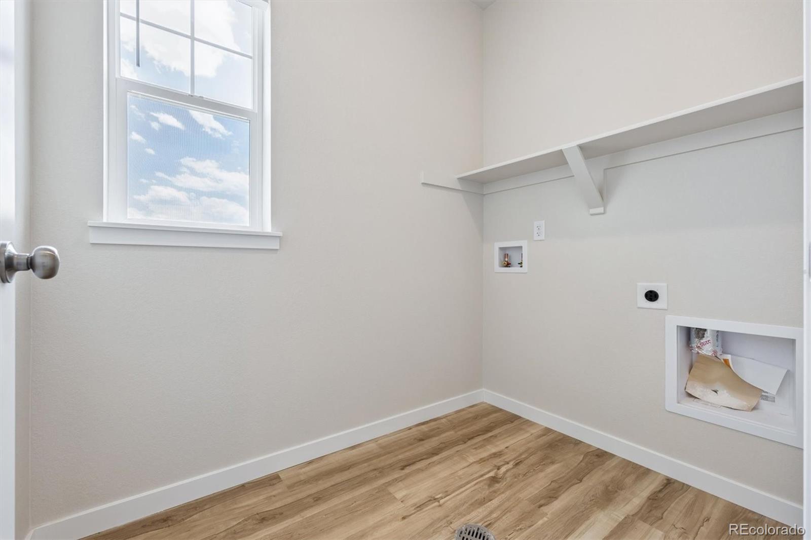 MLS Image #15 for 22729 e 47th drive,aurora, Colorado