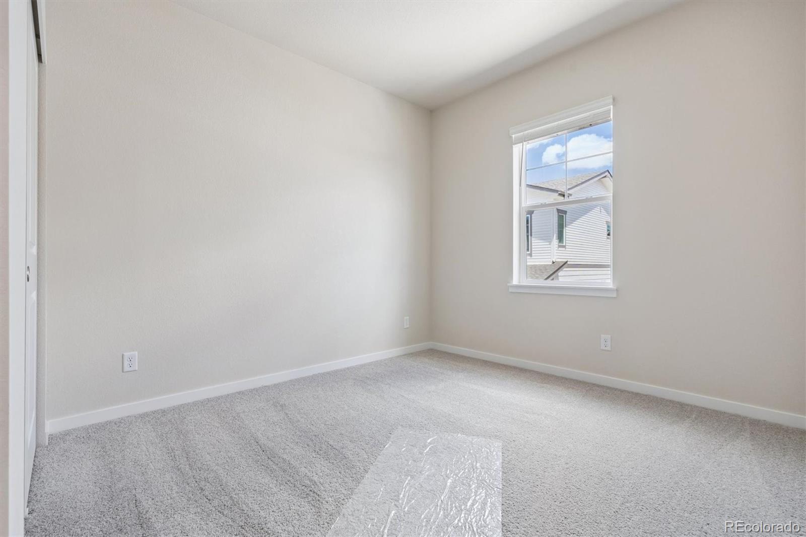 MLS Image #18 for 22729 e 47th drive,aurora, Colorado
