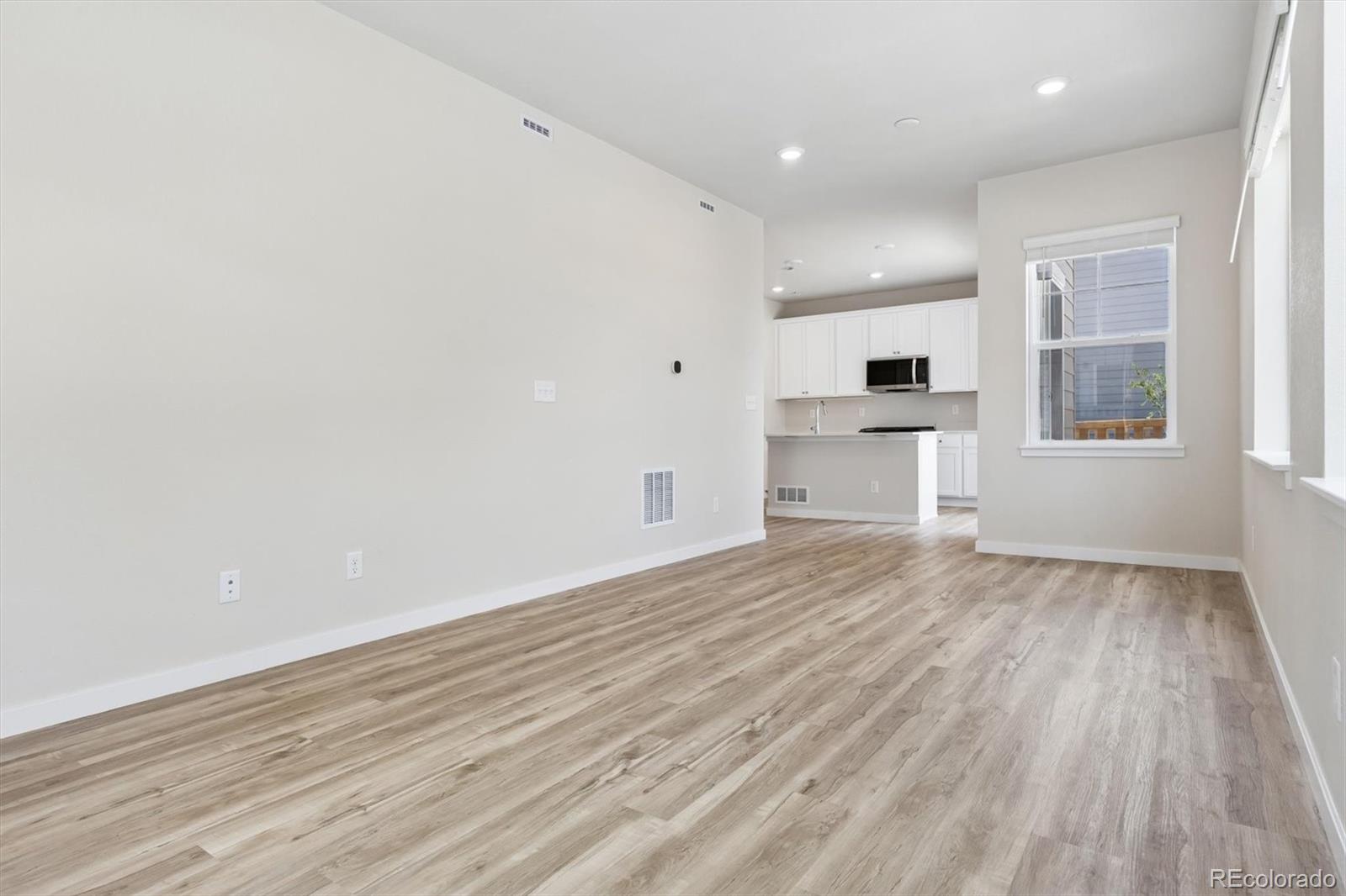MLS Image #23 for 22729 e 47th drive,aurora, Colorado