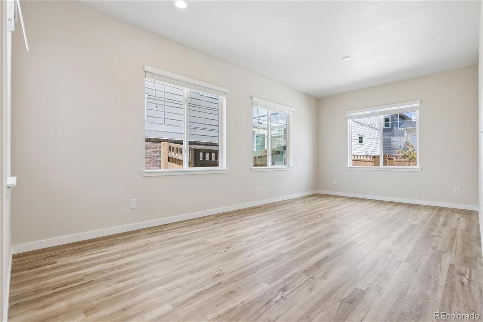 MLS Image #6 for 22729 e 47th drive,aurora, Colorado