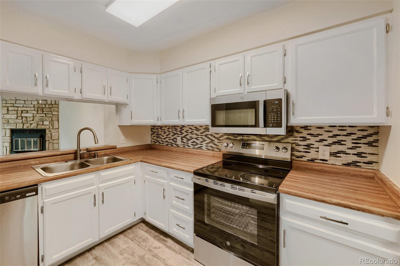 MLS Image #3 for 1811 s quebec way 205,denver, Colorado