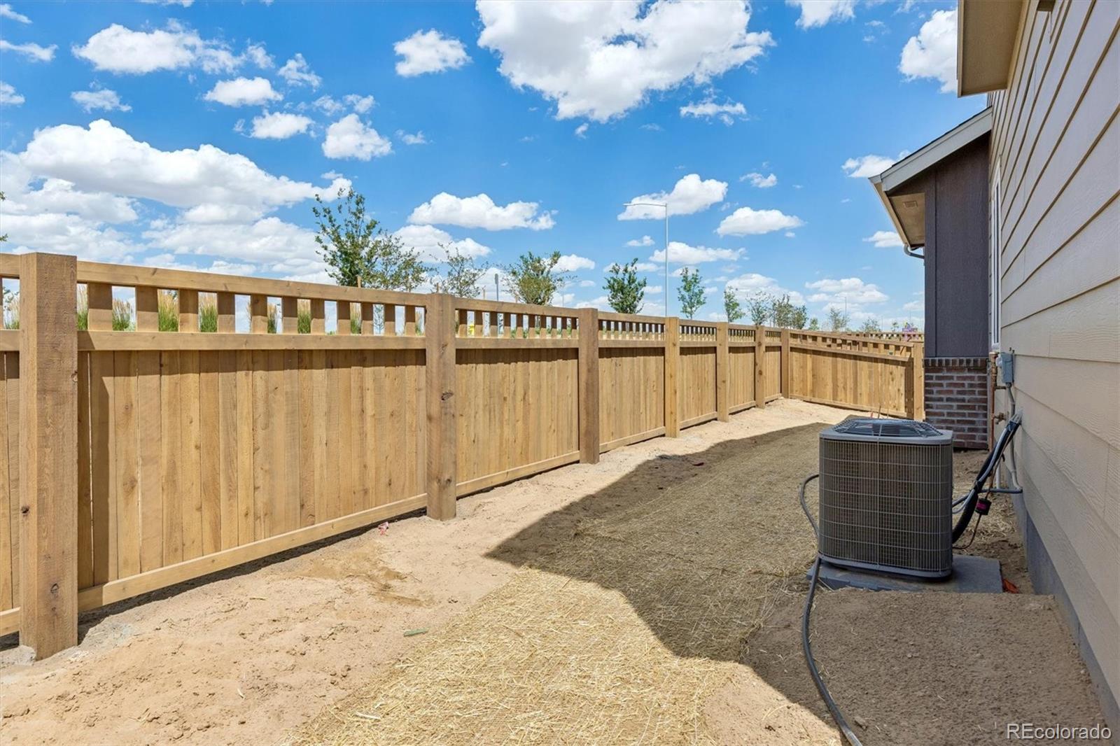 MLS Image #4 for 22739 e 47th drive,aurora, Colorado