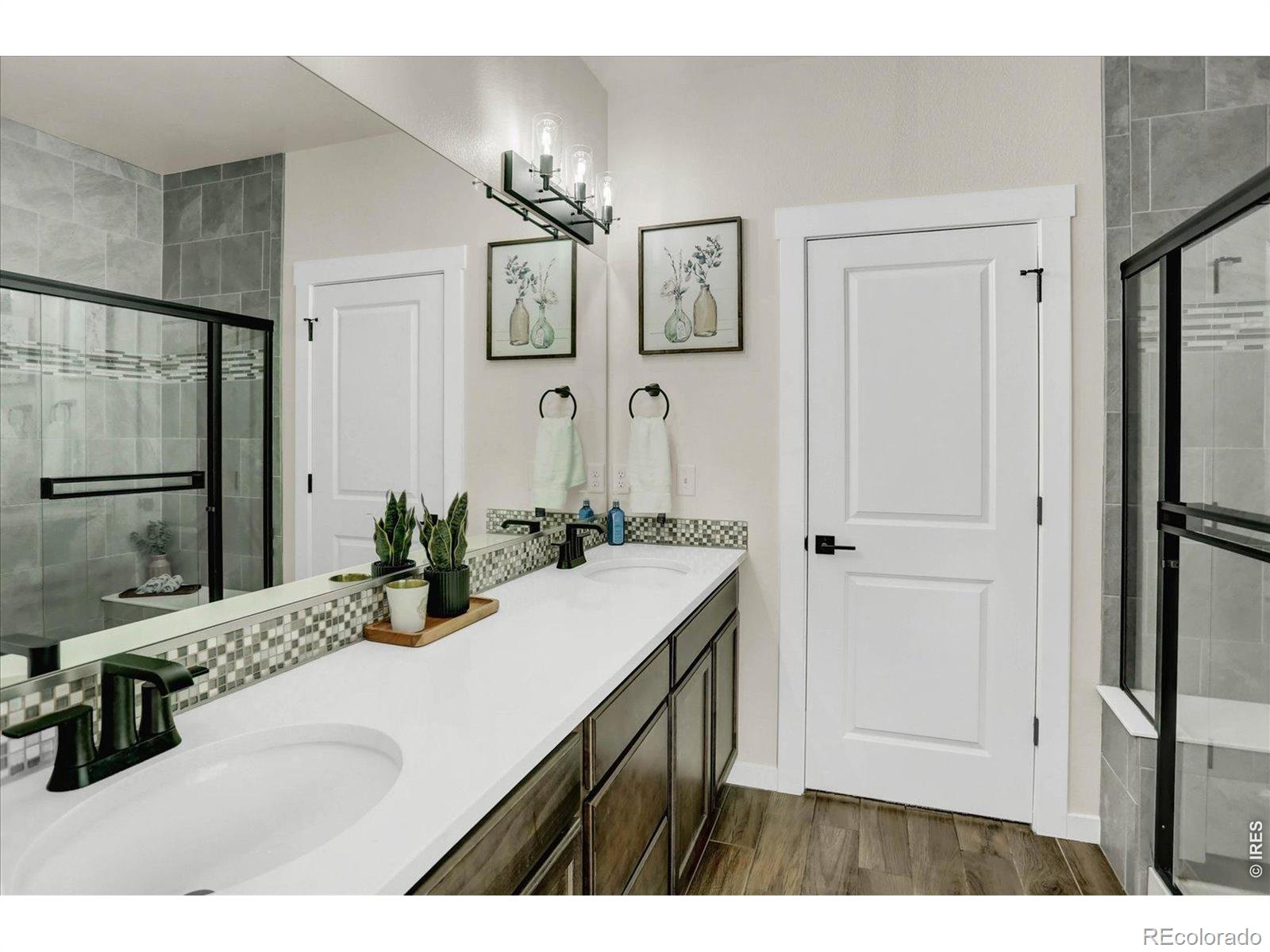 MLS Image #9 for 2004  saddleback drive,milliken, Colorado