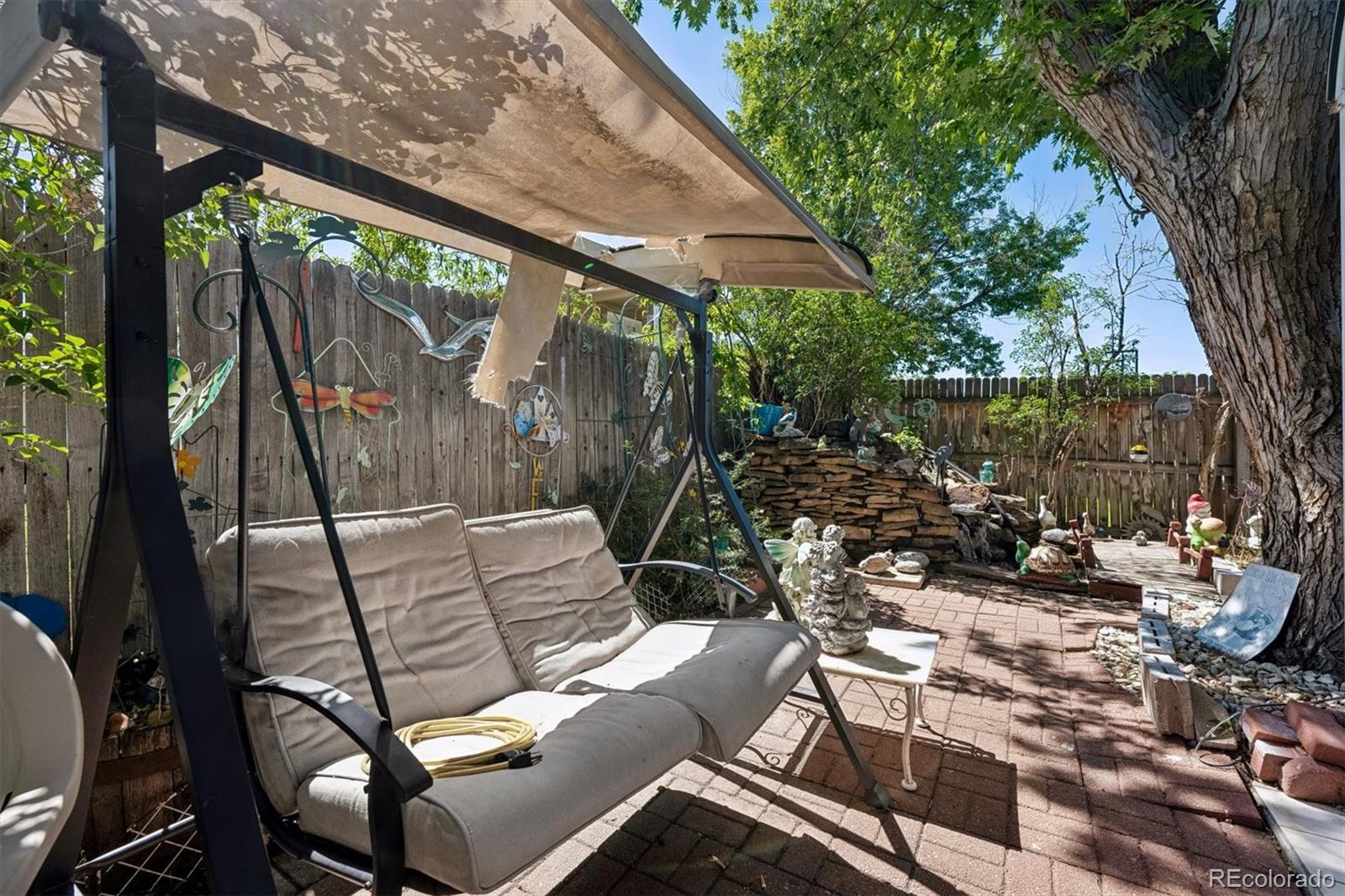 MLS Image #13 for 5014  scranton court,denver, Colorado