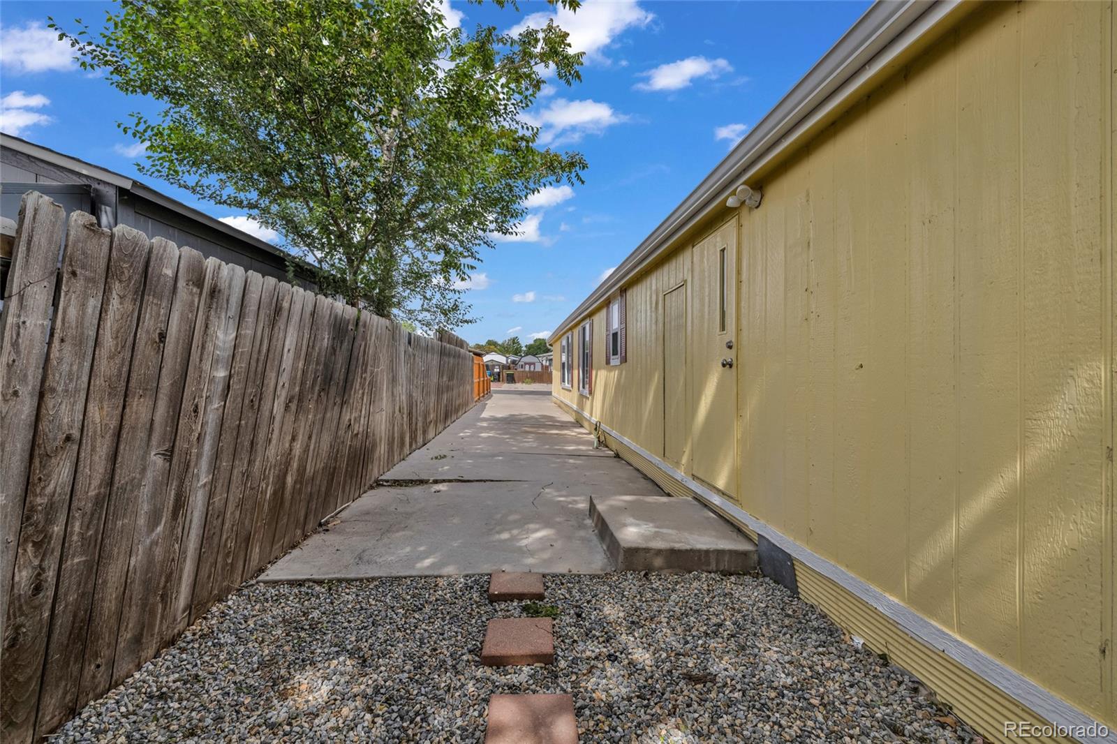MLS Image #27 for 8460  garfield way,denver, Colorado