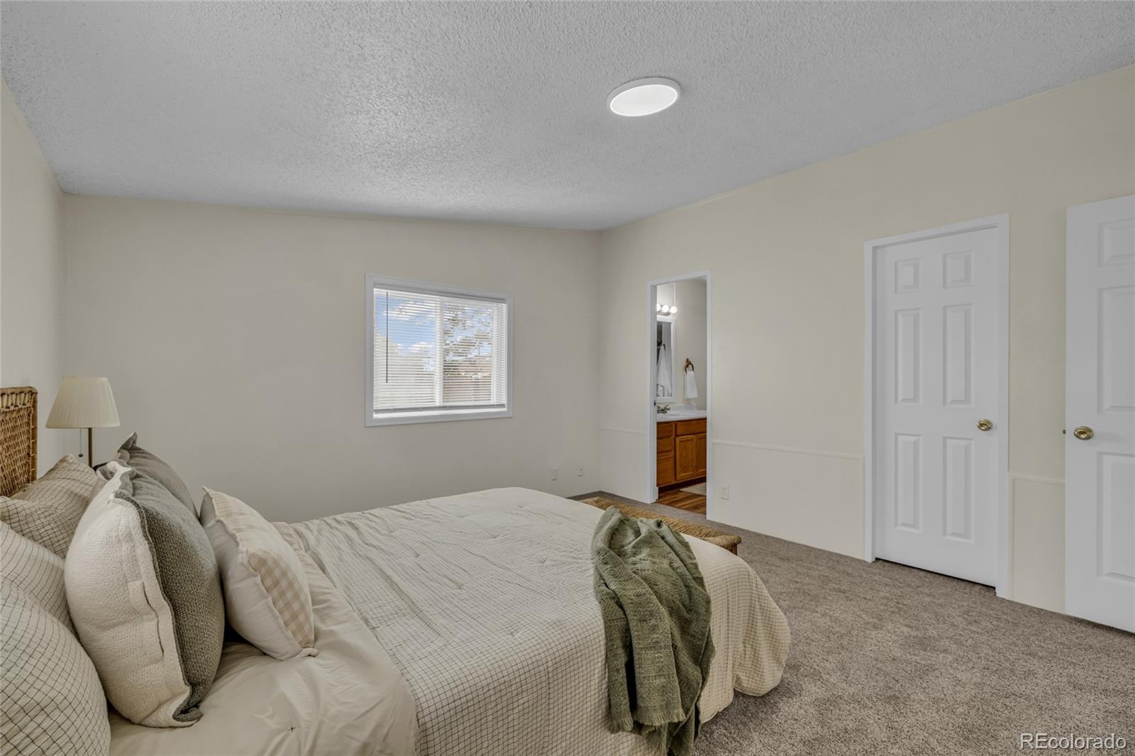 MLS Image #9 for 8460  garfield way,denver, Colorado