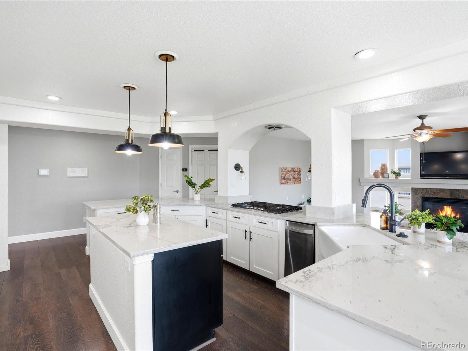 MLS Image #8 for 4603  castle circle,broomfield, Colorado