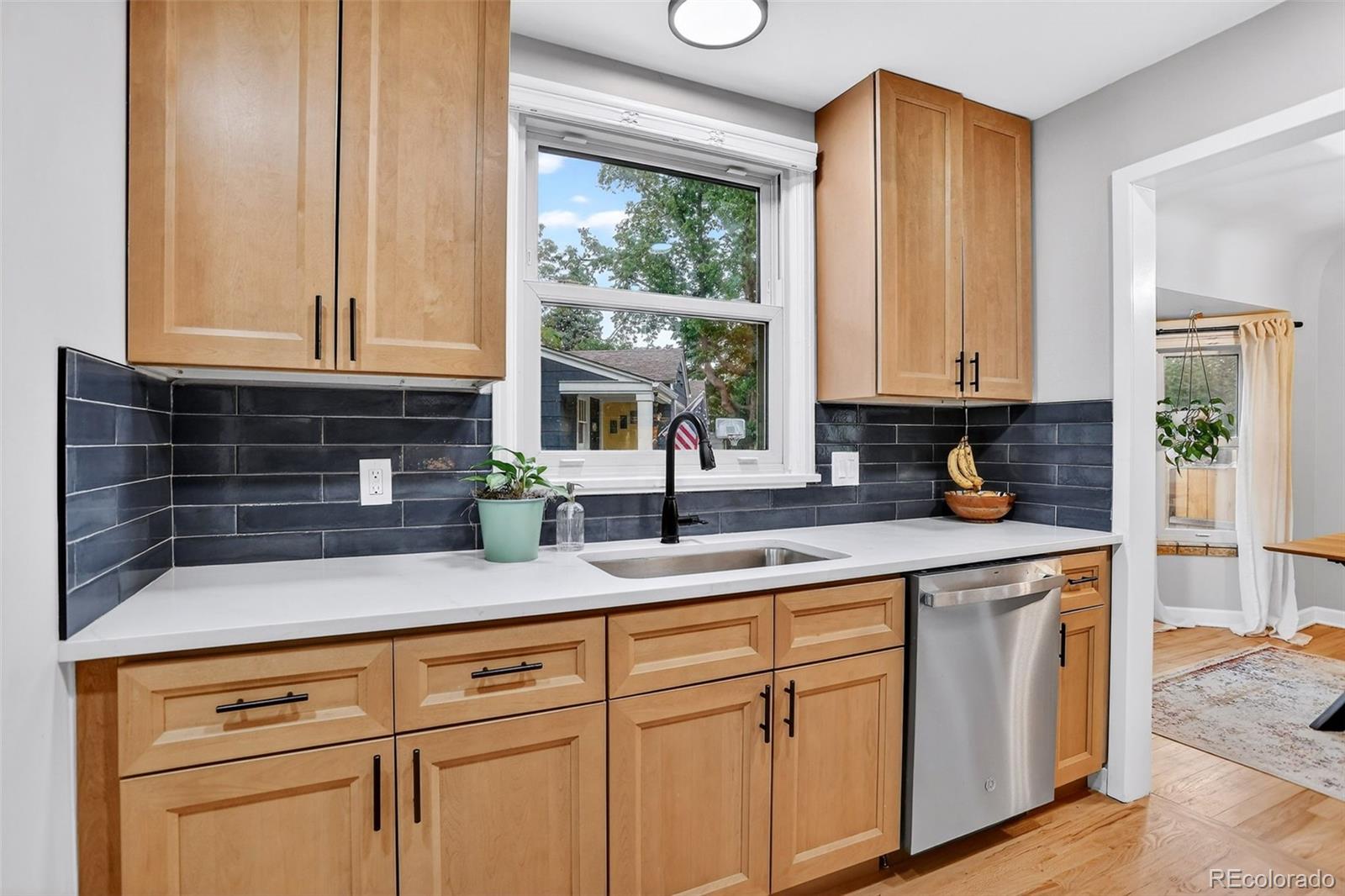 MLS Image #10 for 2732 s downing circle,denver, Colorado