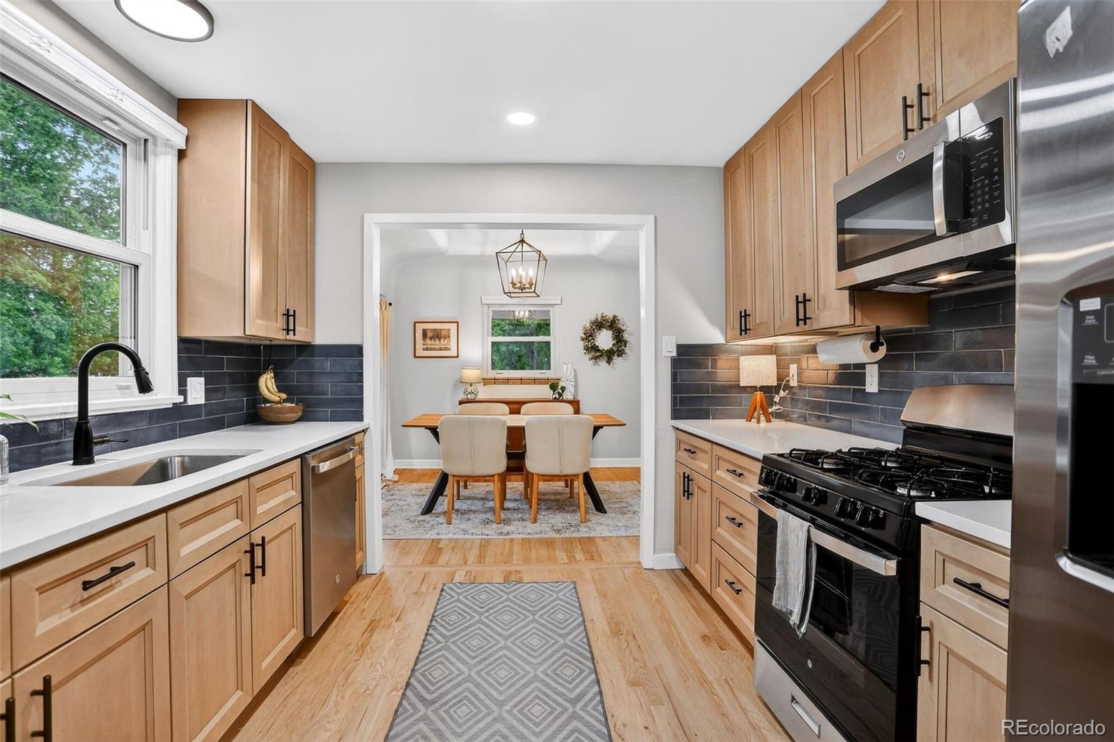 MLS Image #11 for 2732 s downing circle,denver, Colorado