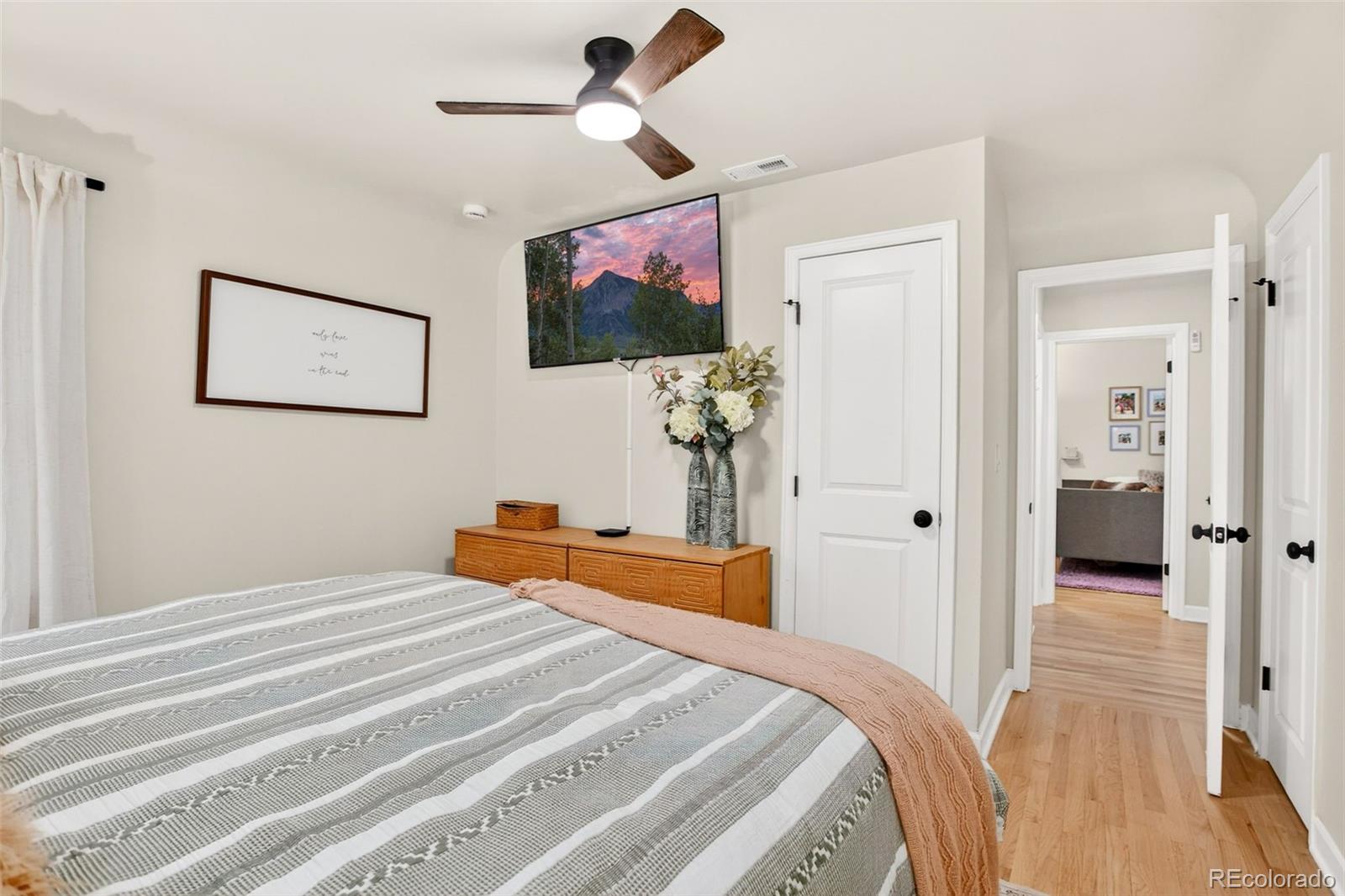 MLS Image #16 for 2732 s downing circle,denver, Colorado