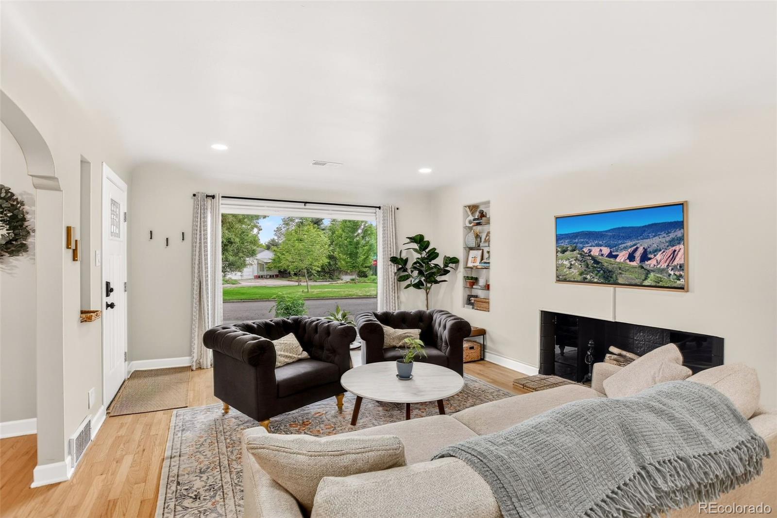 MLS Image #4 for 2732 s downing circle,denver, Colorado
