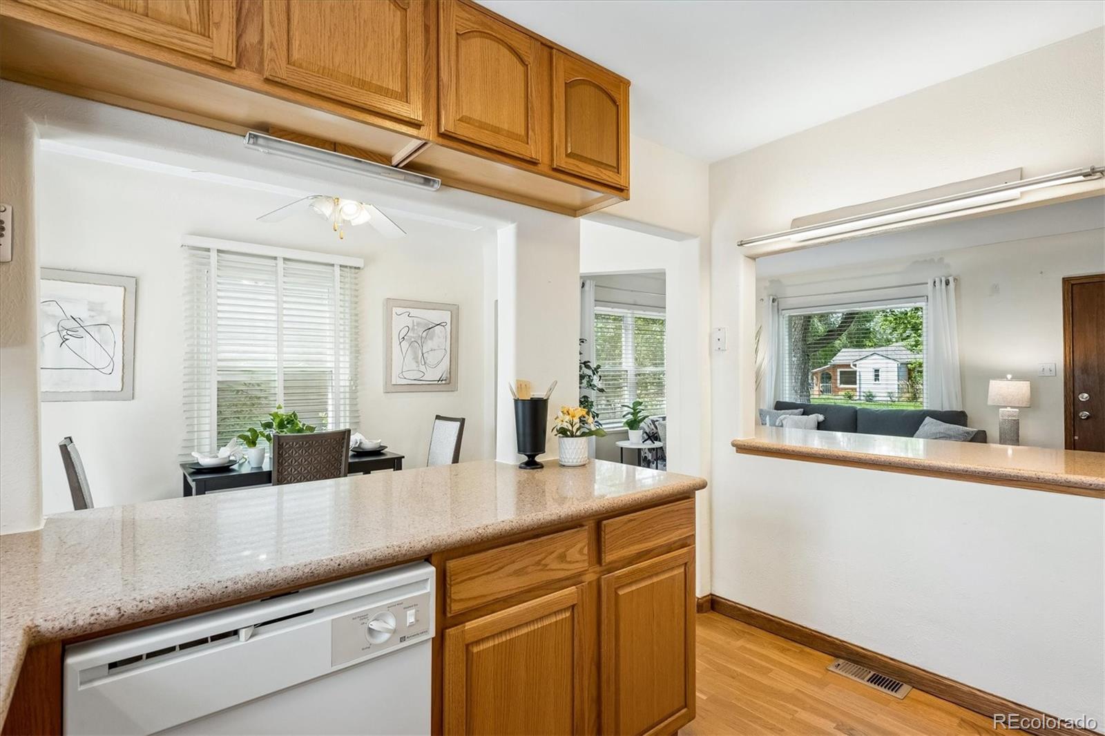 MLS Image #11 for 3912 s cherokee street,englewood, Colorado