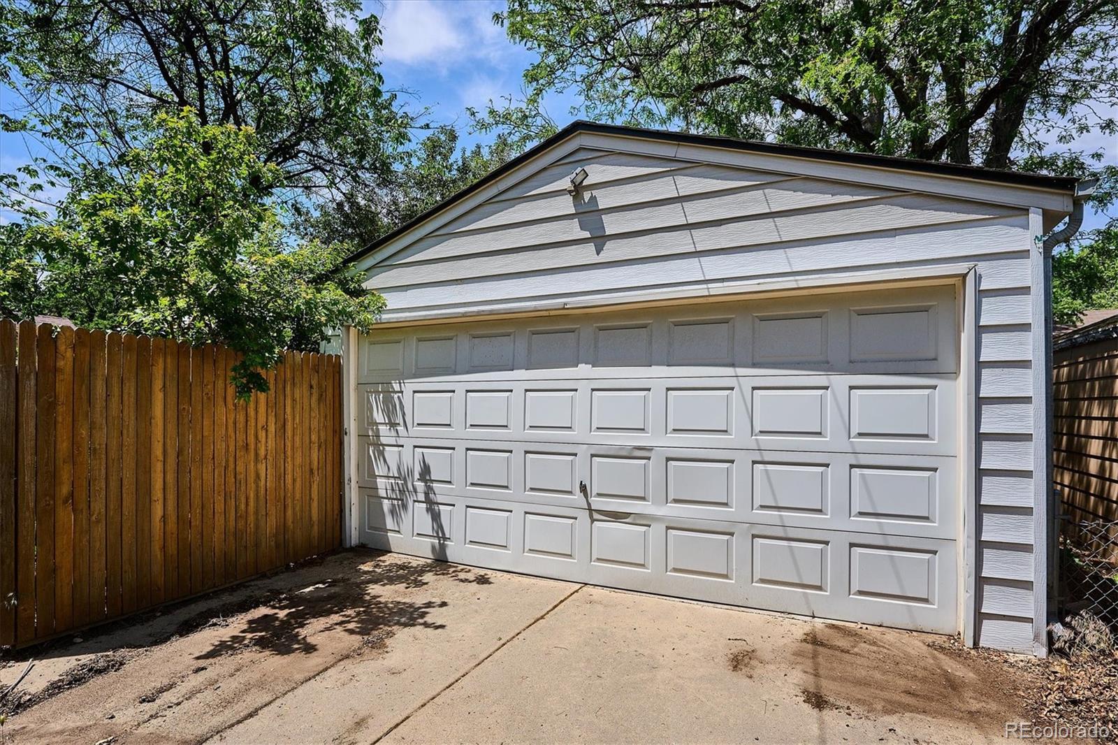 MLS Image #29 for 3912 s cherokee street,englewood, Colorado