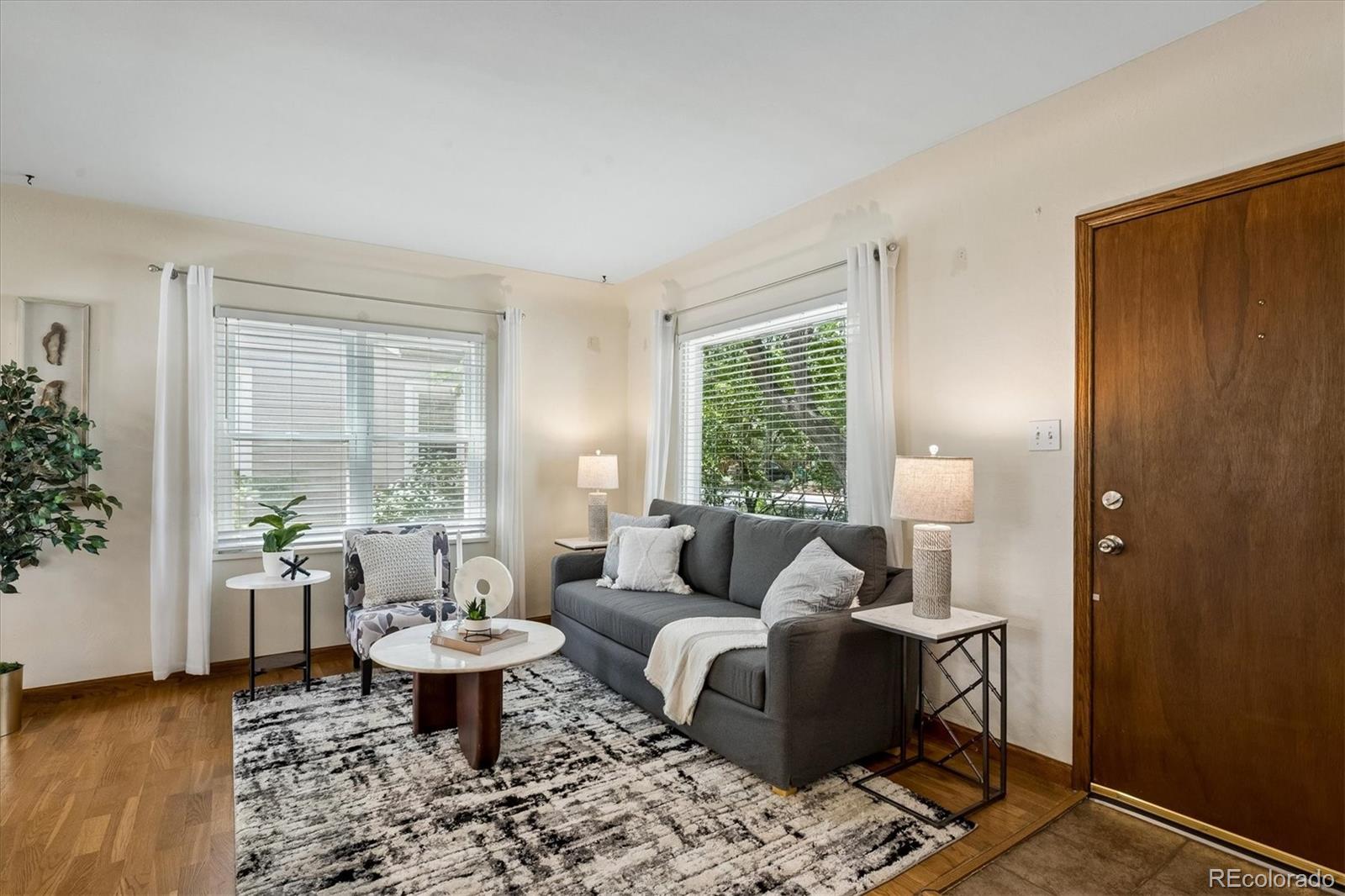 MLS Image #4 for 3912 s cherokee street,englewood, Colorado