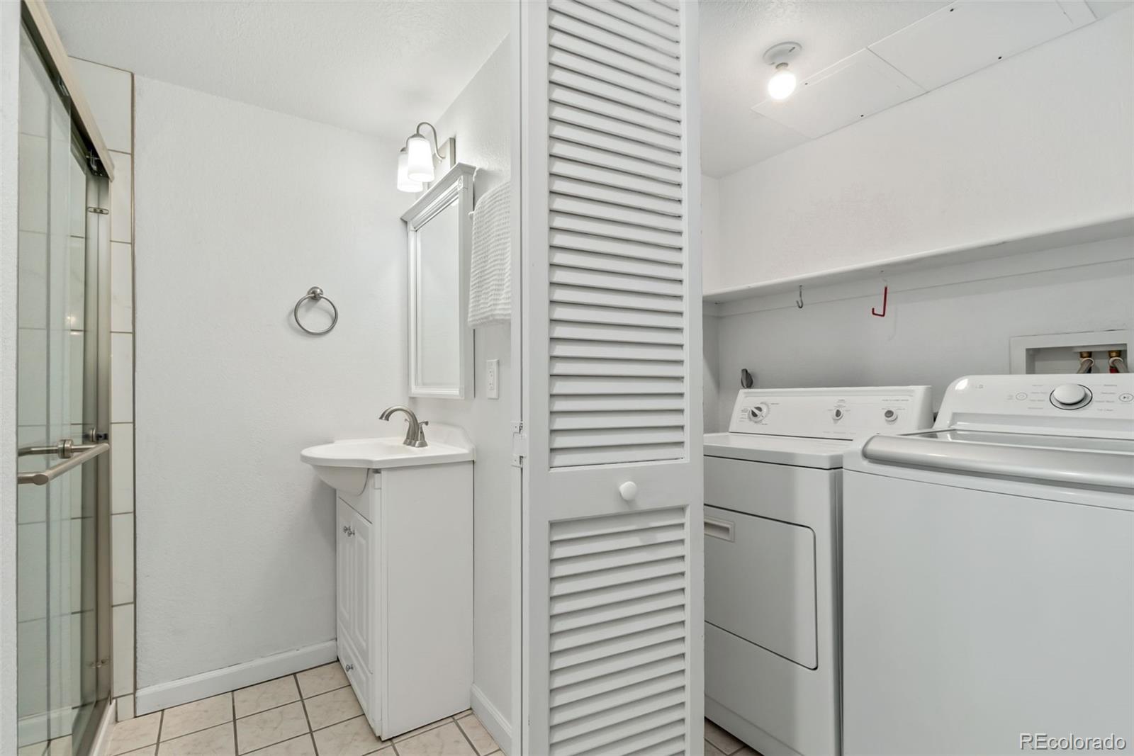 MLS Image #15 for 1165 n pennsylvania street g1,denver, Colorado