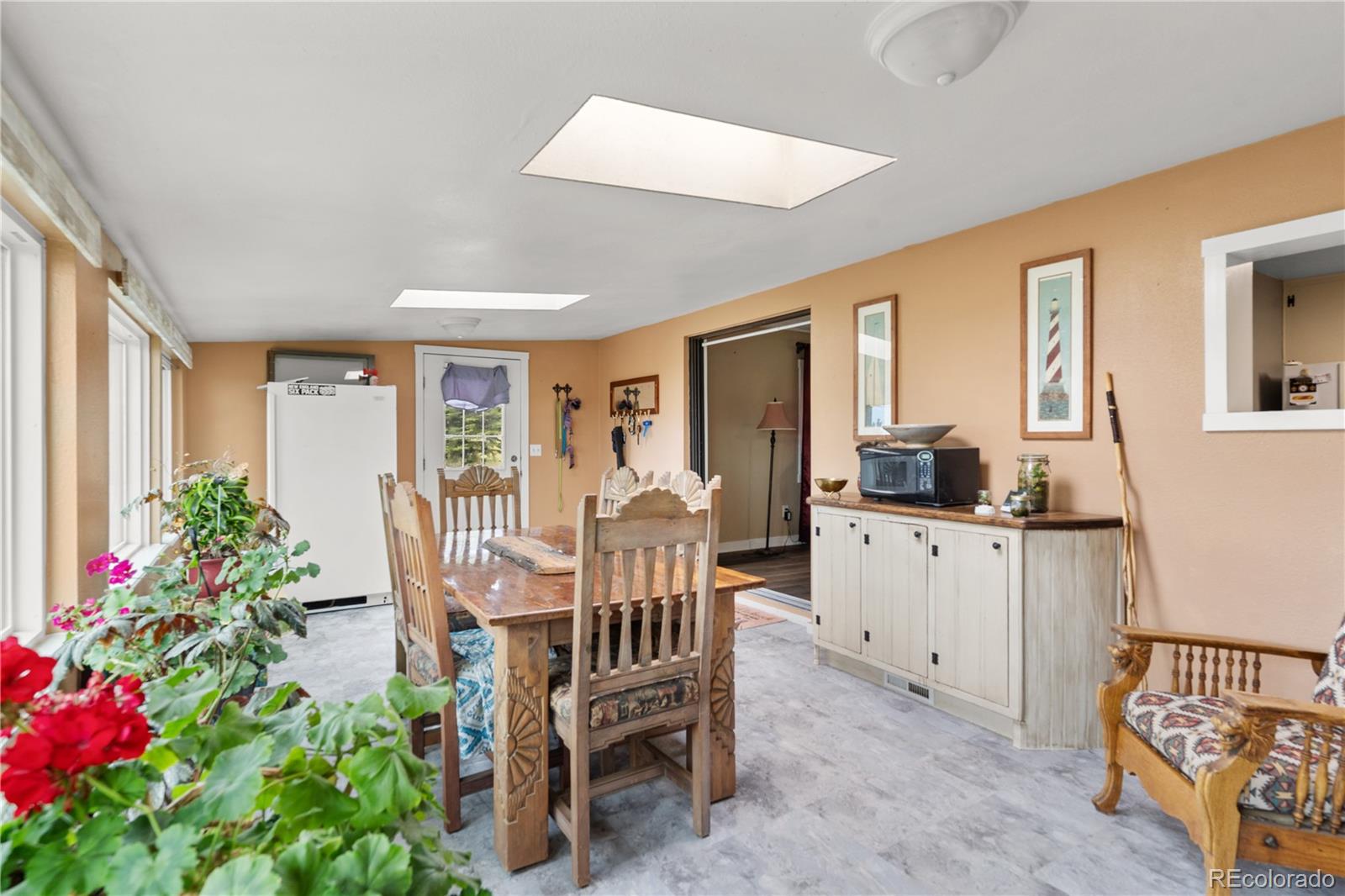 MLS Image #11 for 20  larkspur street,palmer lake, Colorado