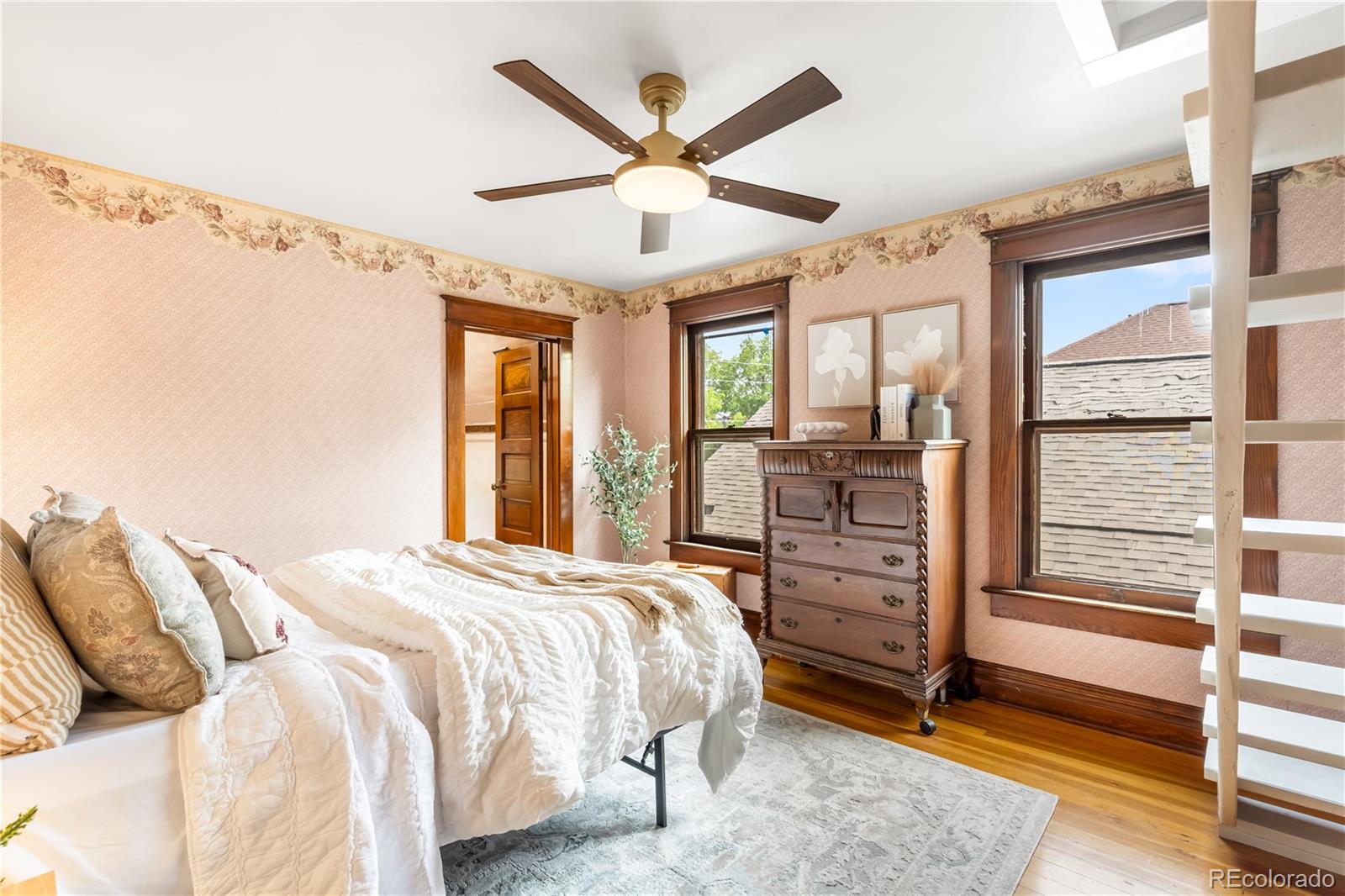 MLS Image #24 for 2716-2718 n vine street,denver, Colorado
