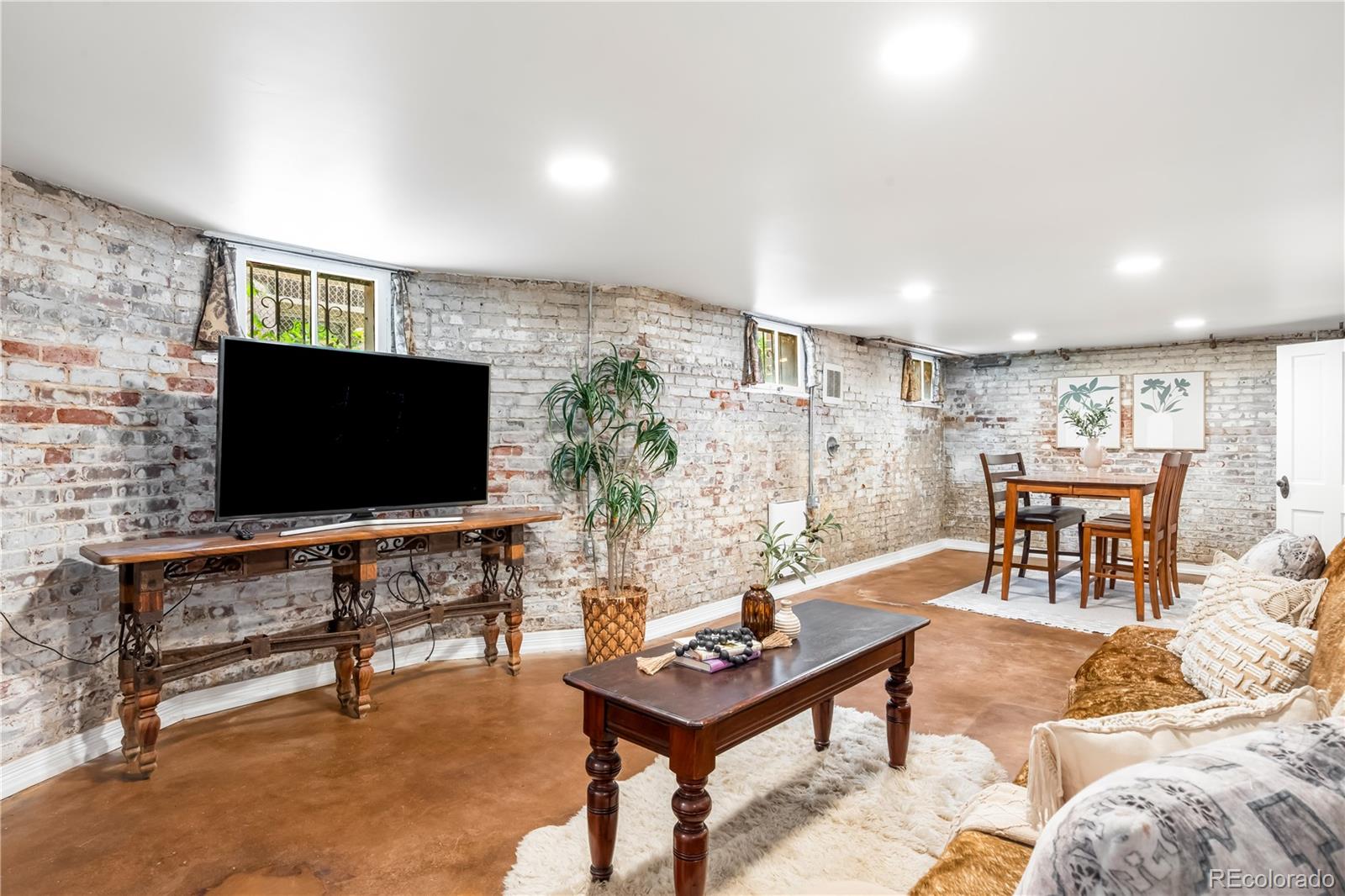 MLS Image #30 for 2716-2718 n vine street,denver, Colorado