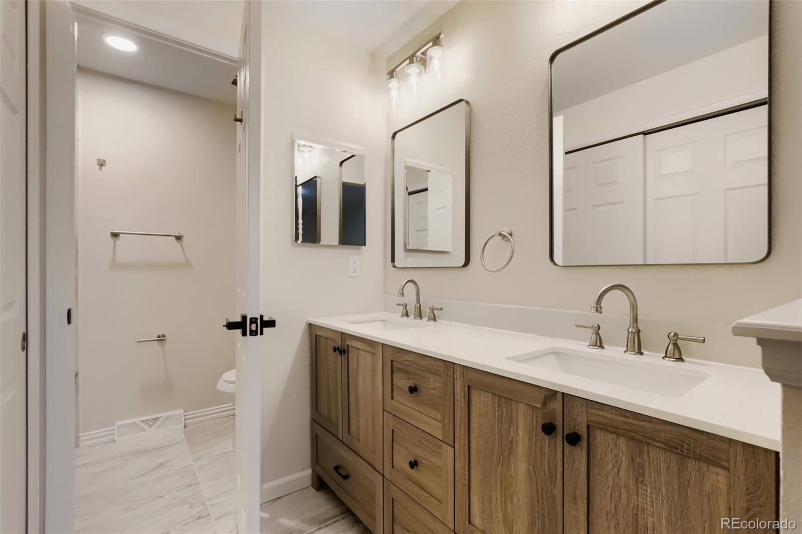 MLS Image #13 for 689  jasper street,aurora, Colorado