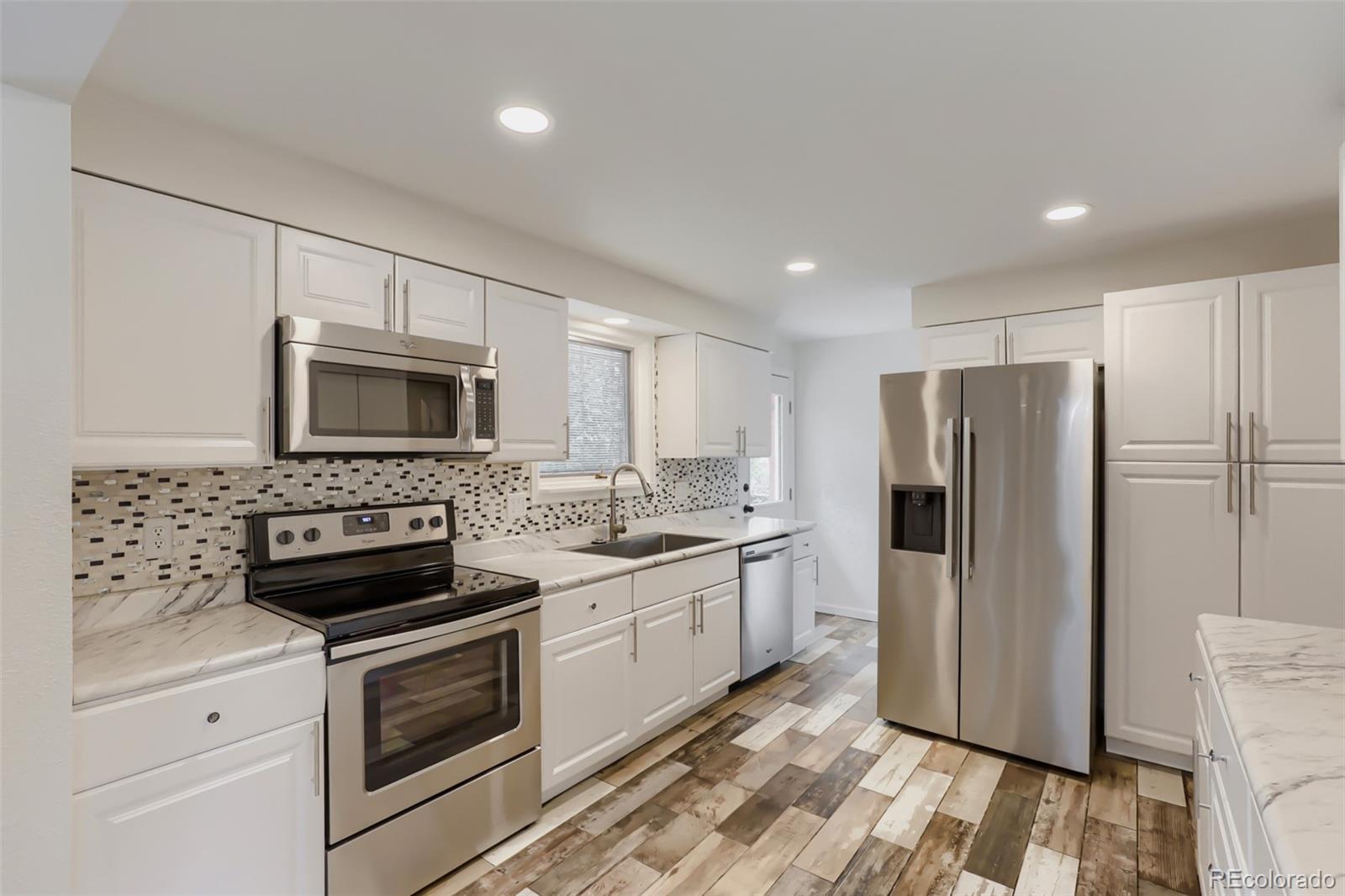 MLS Image #3 for 689  jasper street,aurora, Colorado