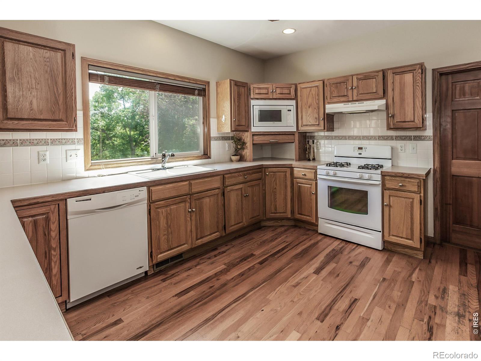 MLS Image #12 for 6100  pheasant court,fort collins, Colorado