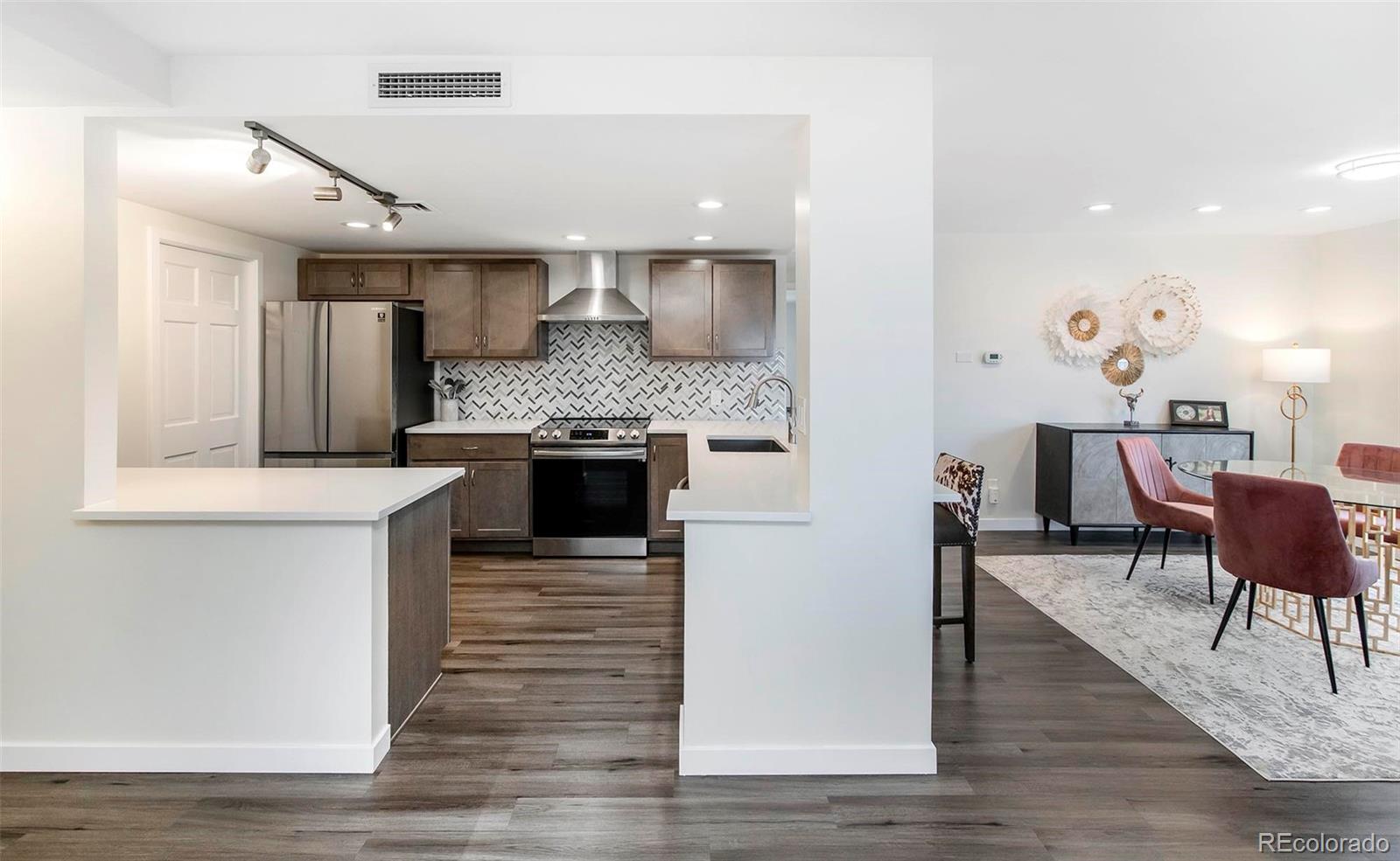 MLS Image #13 for 800  pearl street,denver, Colorado