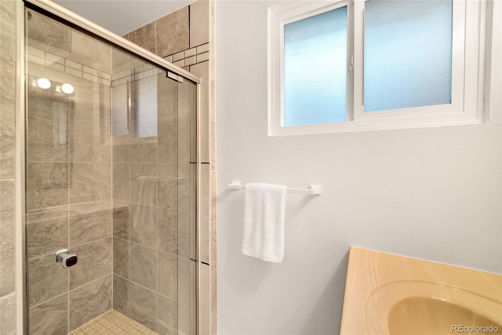 MLS Image #24 for 1535 s zang court,lakewood, Colorado