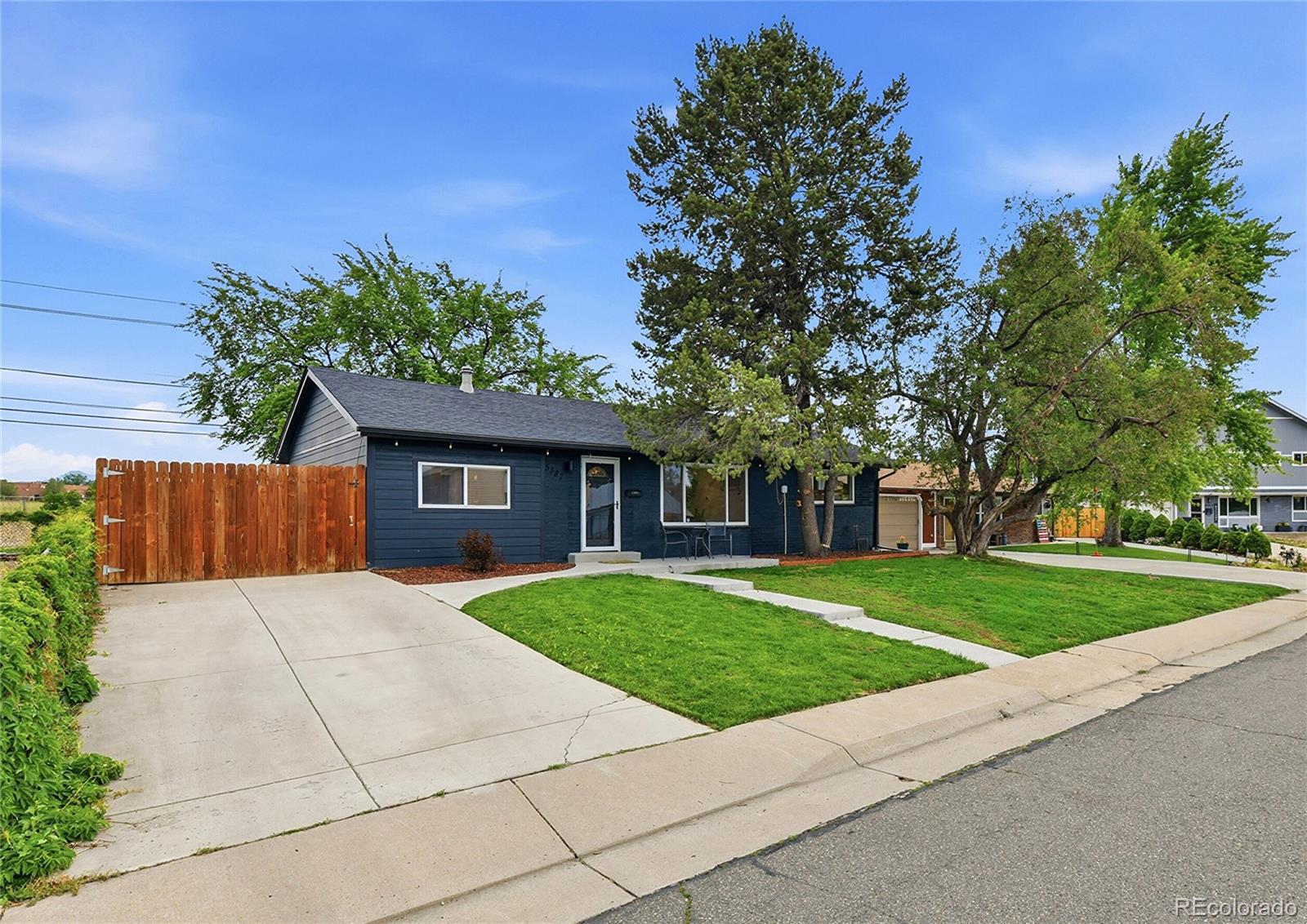 MLS Image #1 for 5387  lynn drive,arvada, Colorado